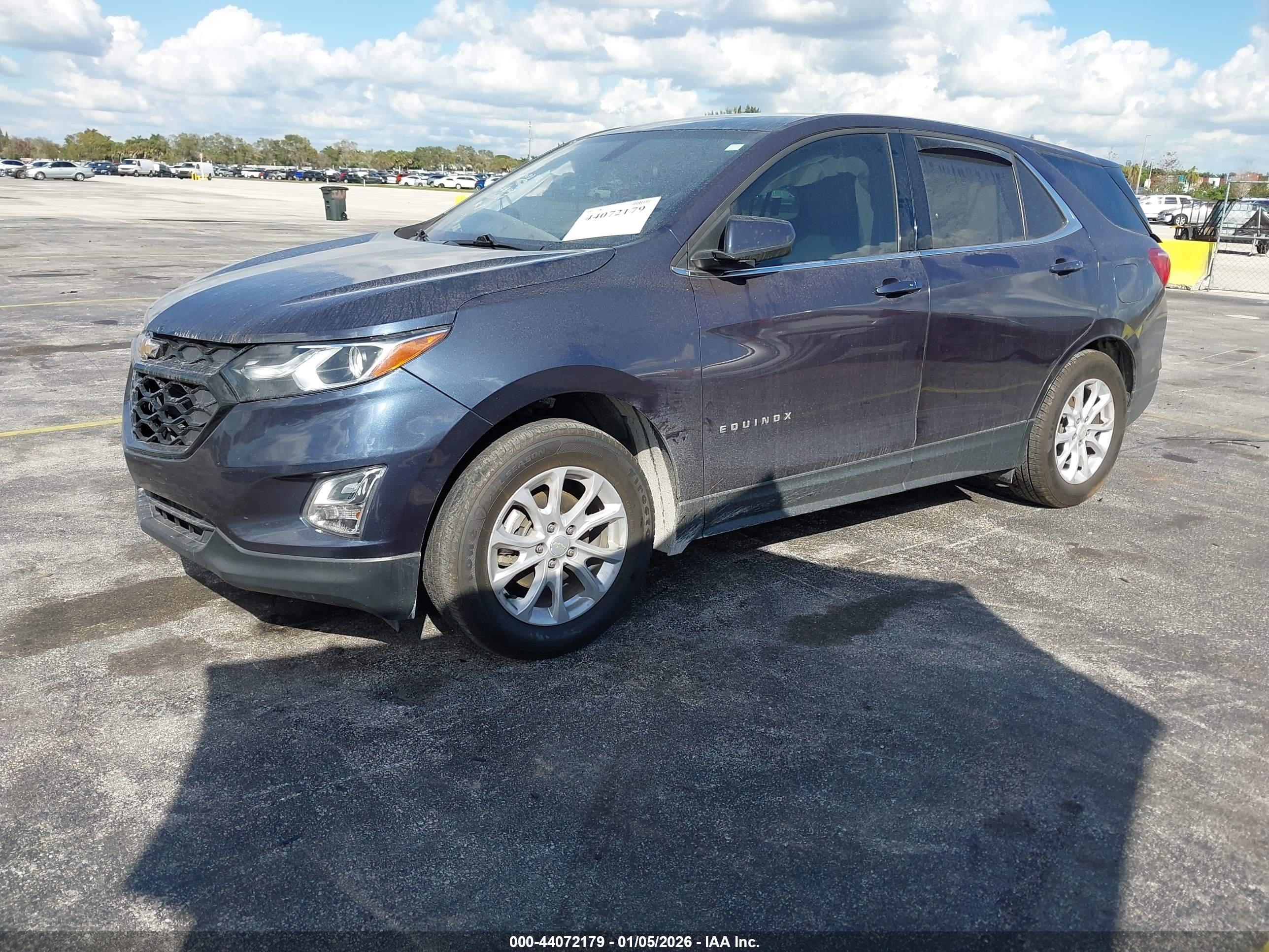 CHEVROLET EQUINOX image 2