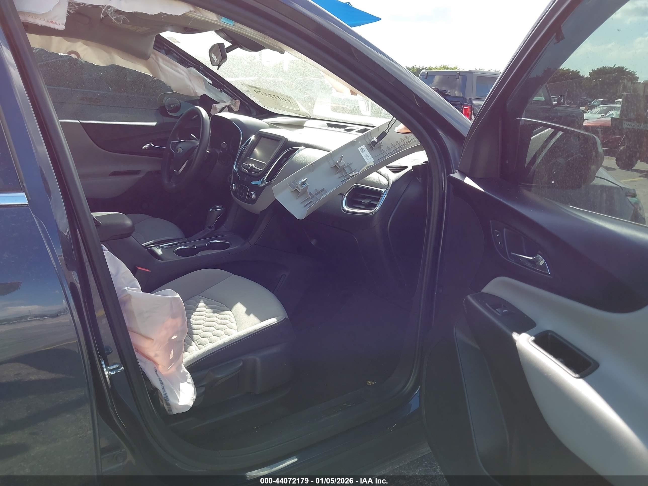 CHEVROLET EQUINOX image 5