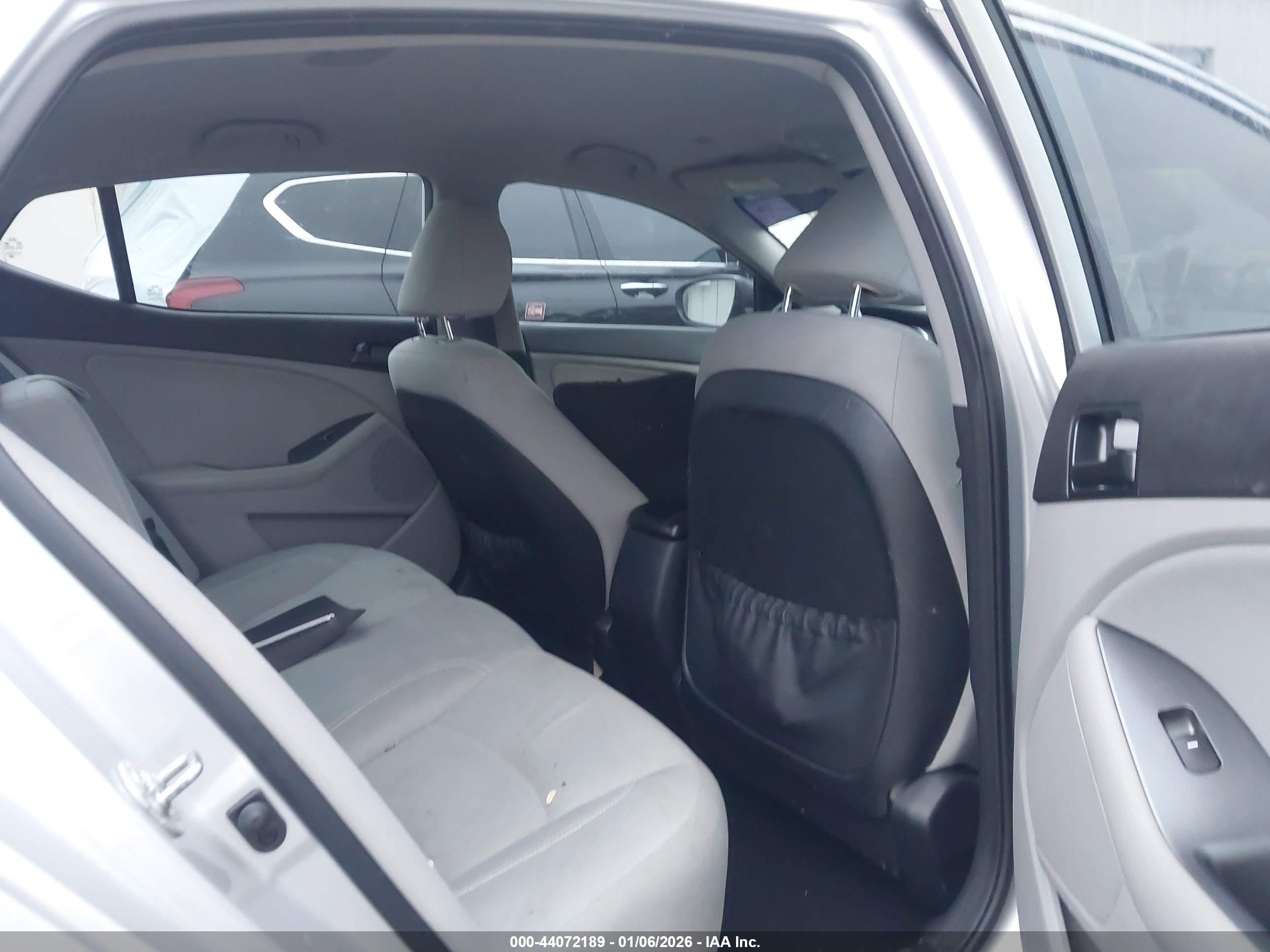 KIA OPTIMA image 8