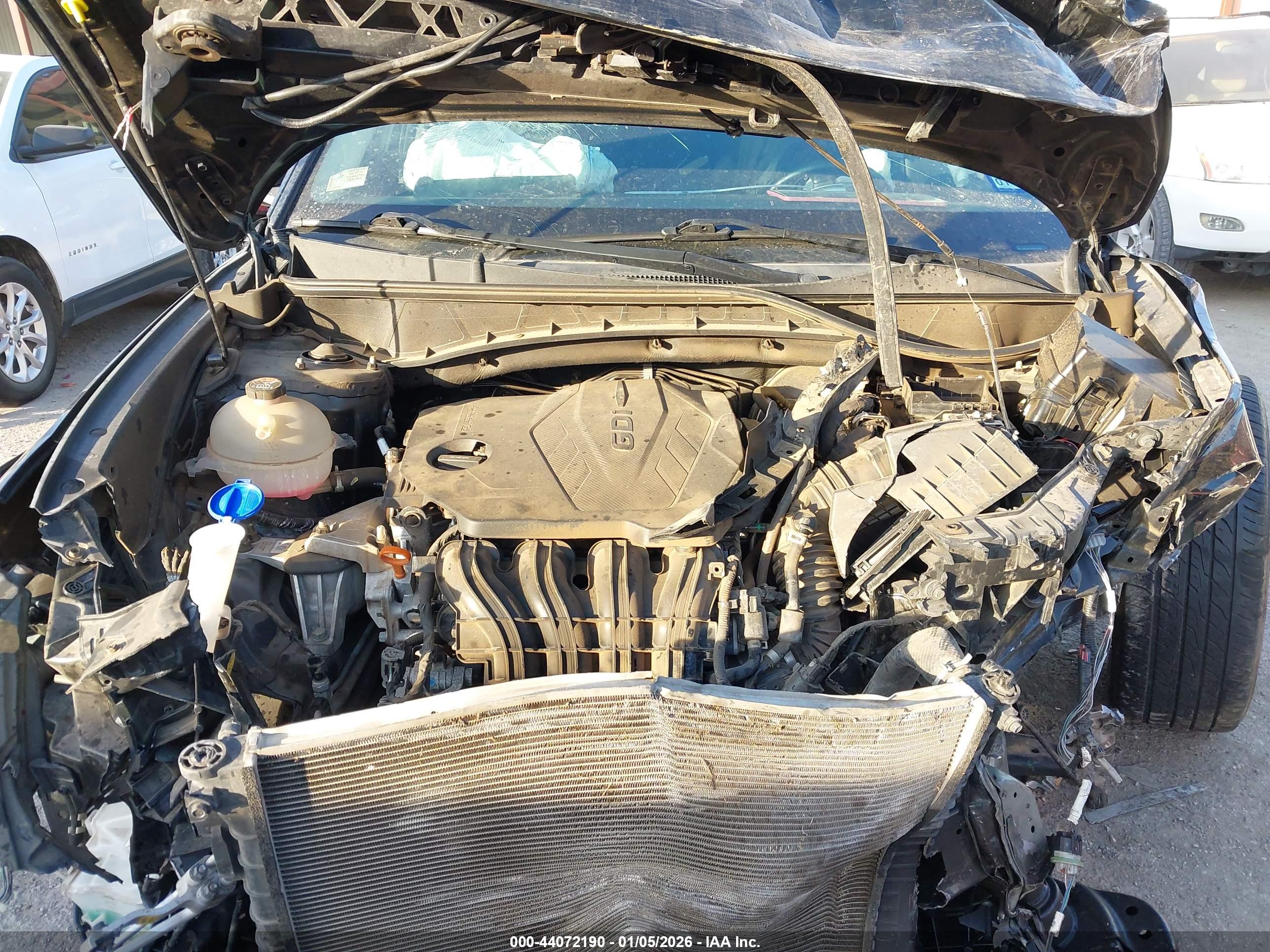 HYUNDAI TUCSON image 10