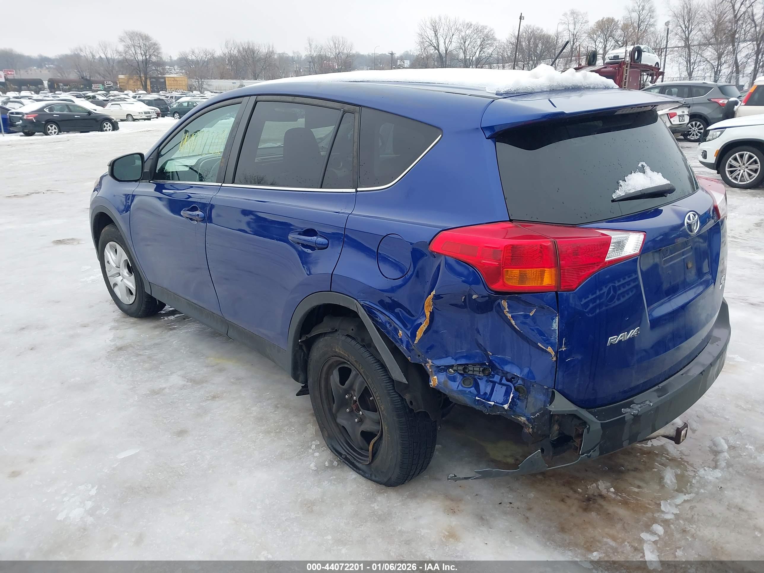 TOYOTA RAV4 image 3