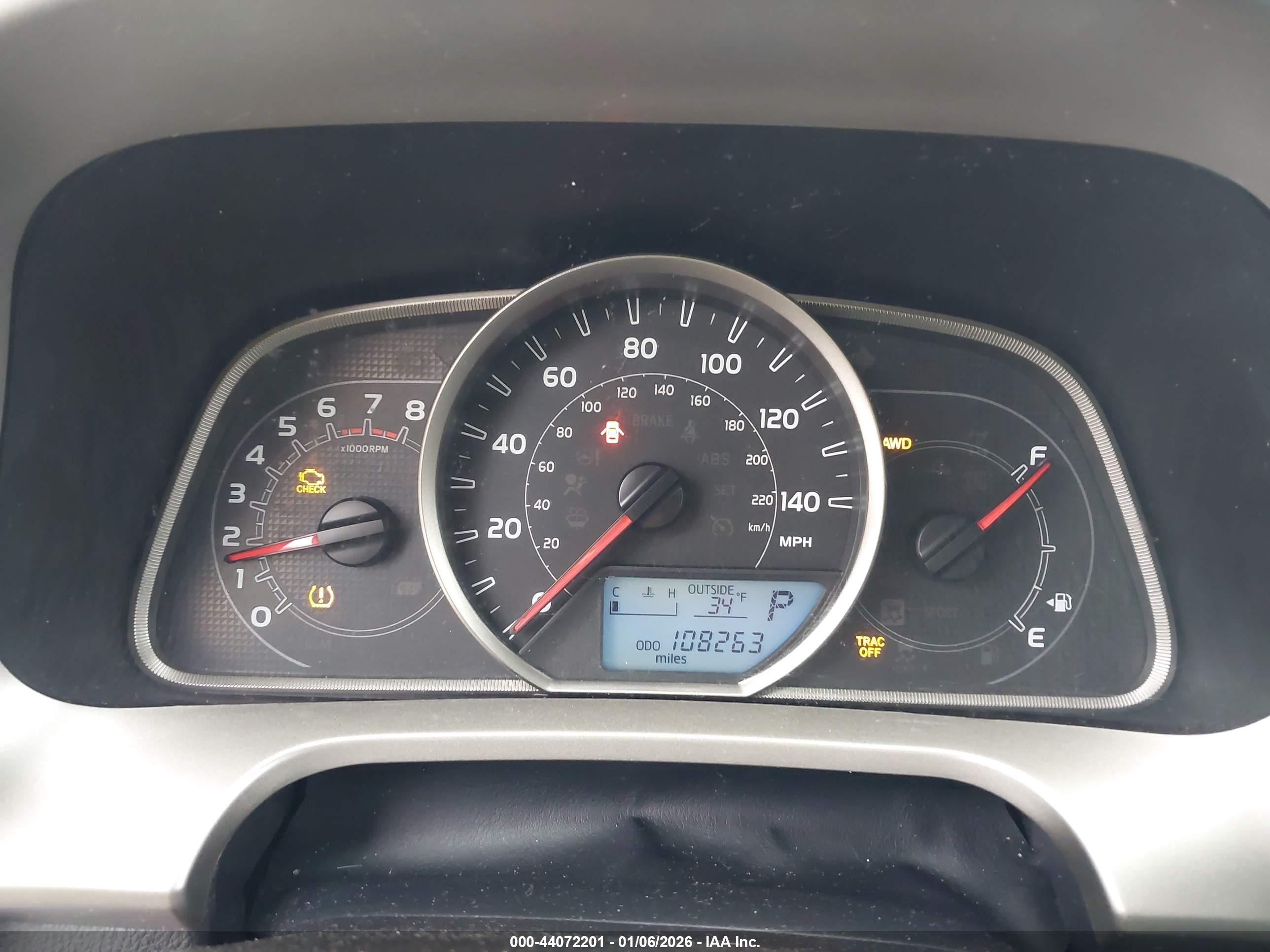 TOYOTA RAV4 image 7