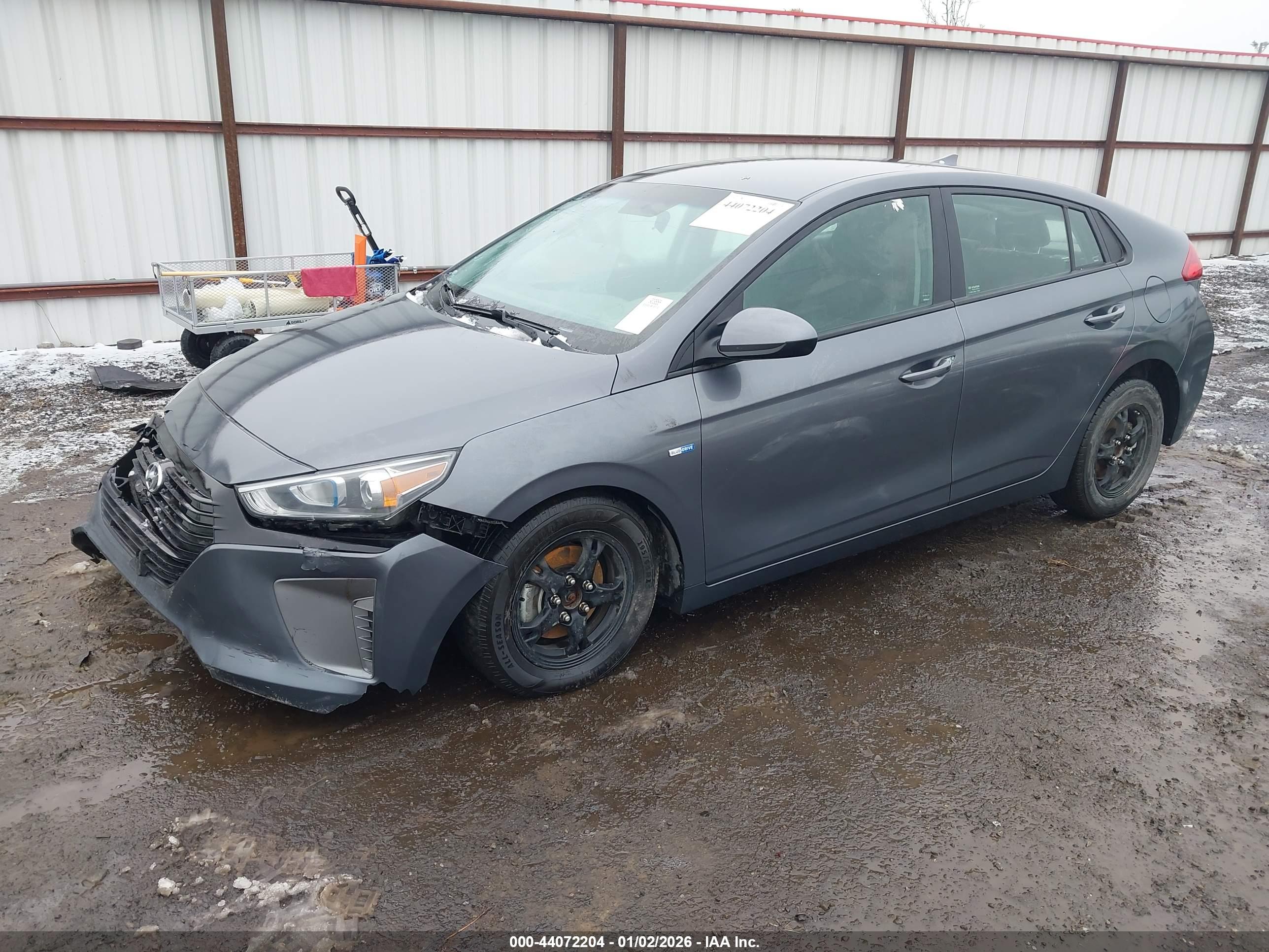 HYUNDAI IONIQ image 2