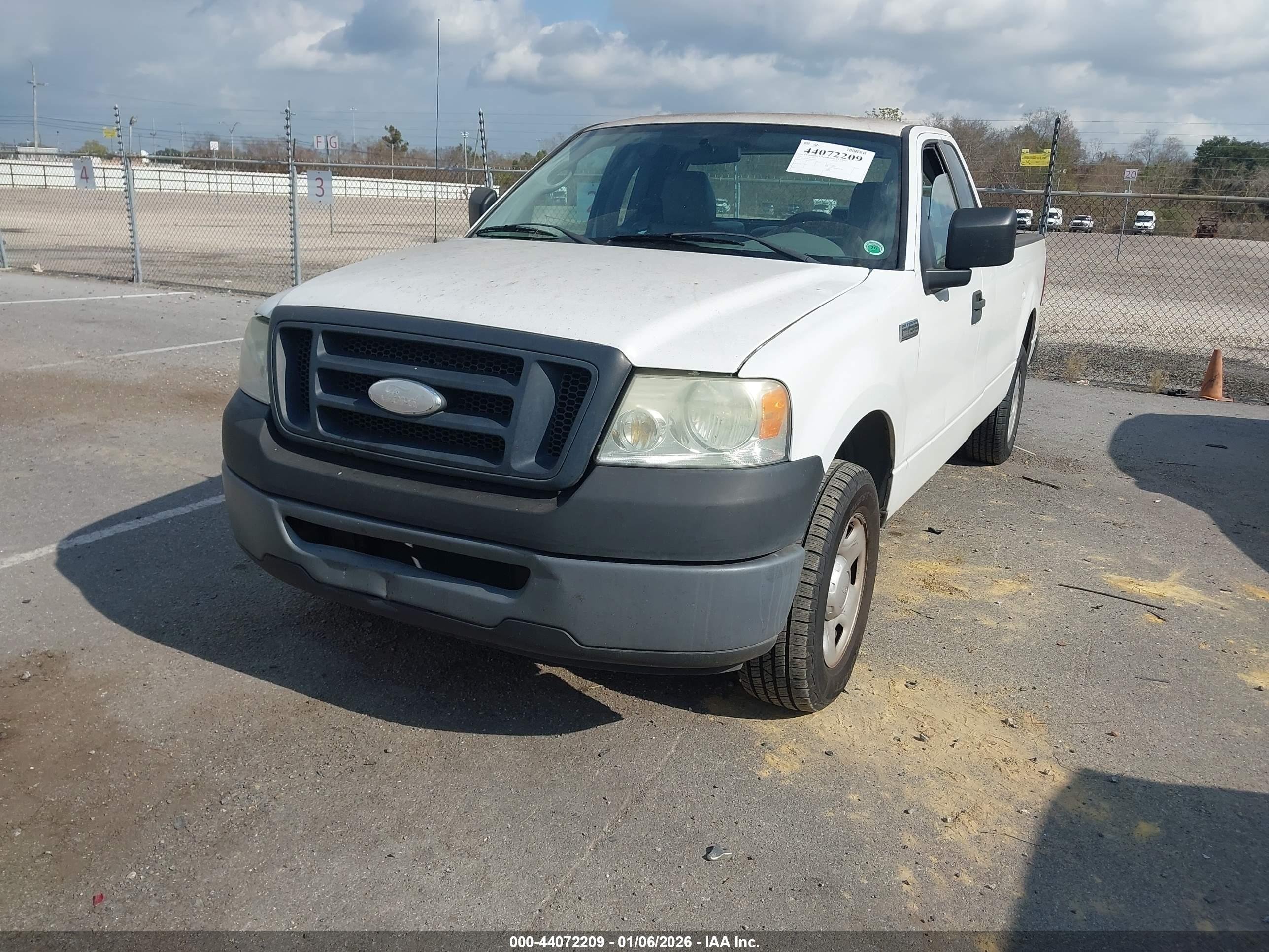 FORD F-150 image 2