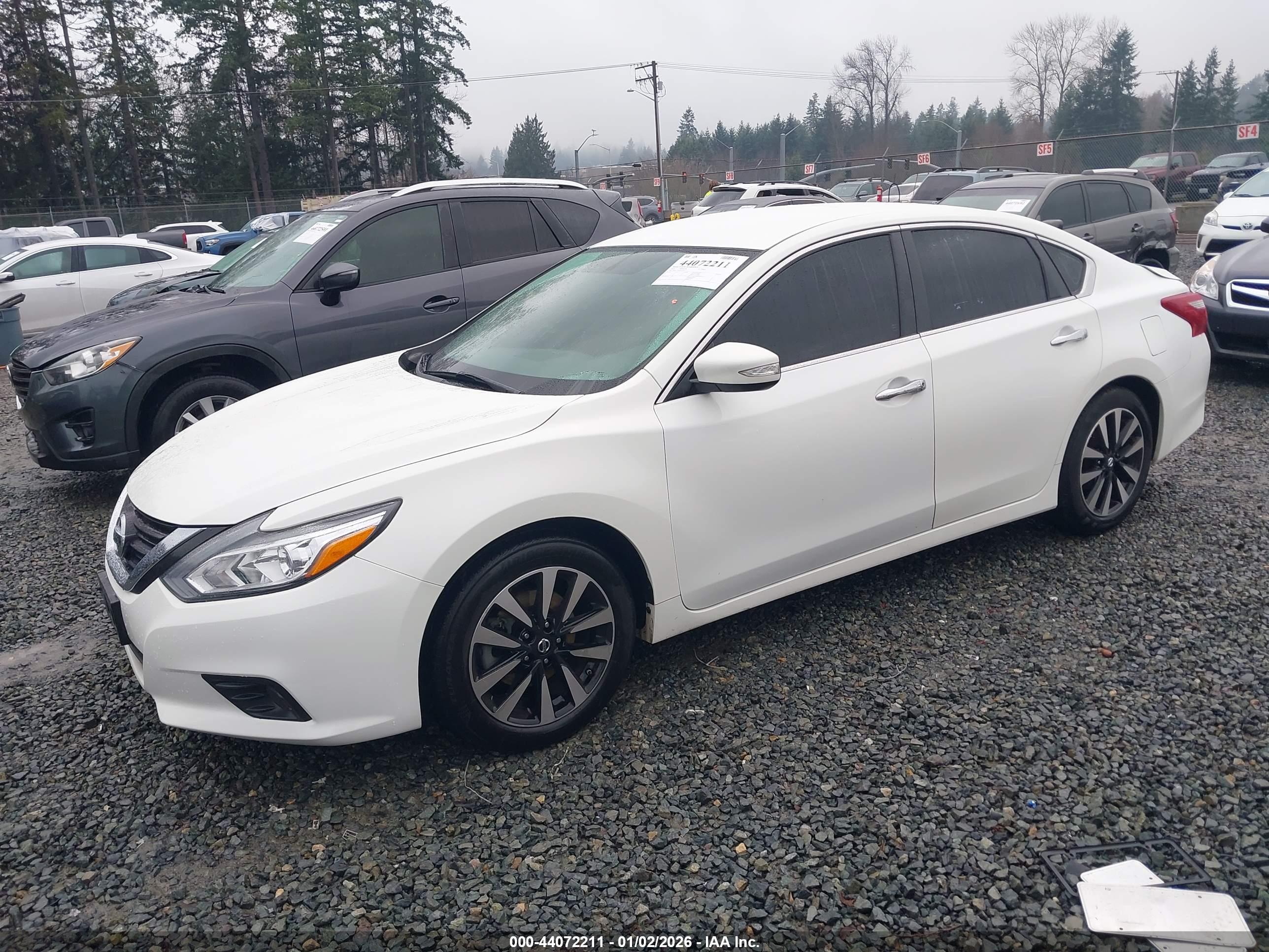 NISSAN ALTIMA image 2