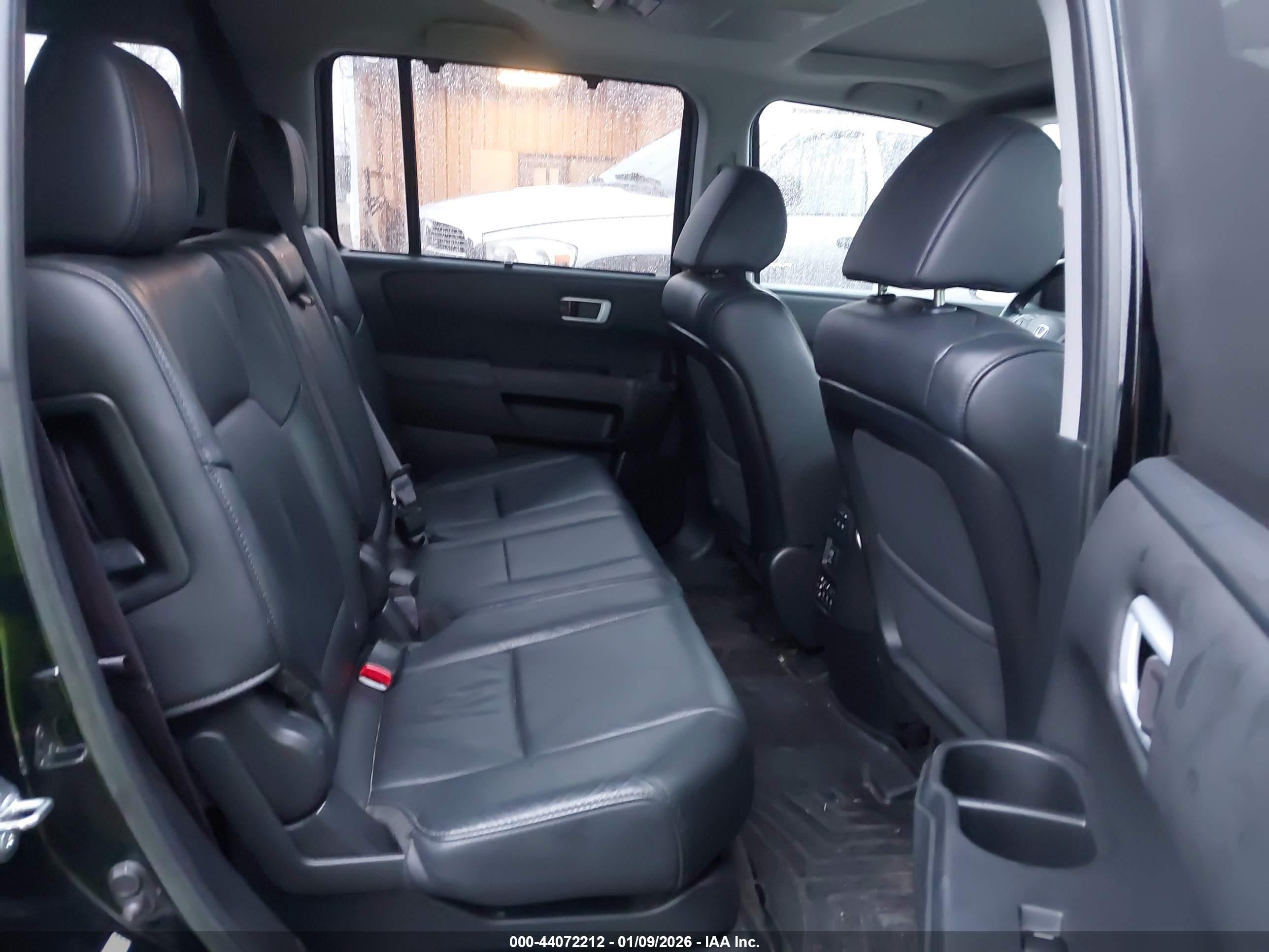 HONDA PILOT image 8
