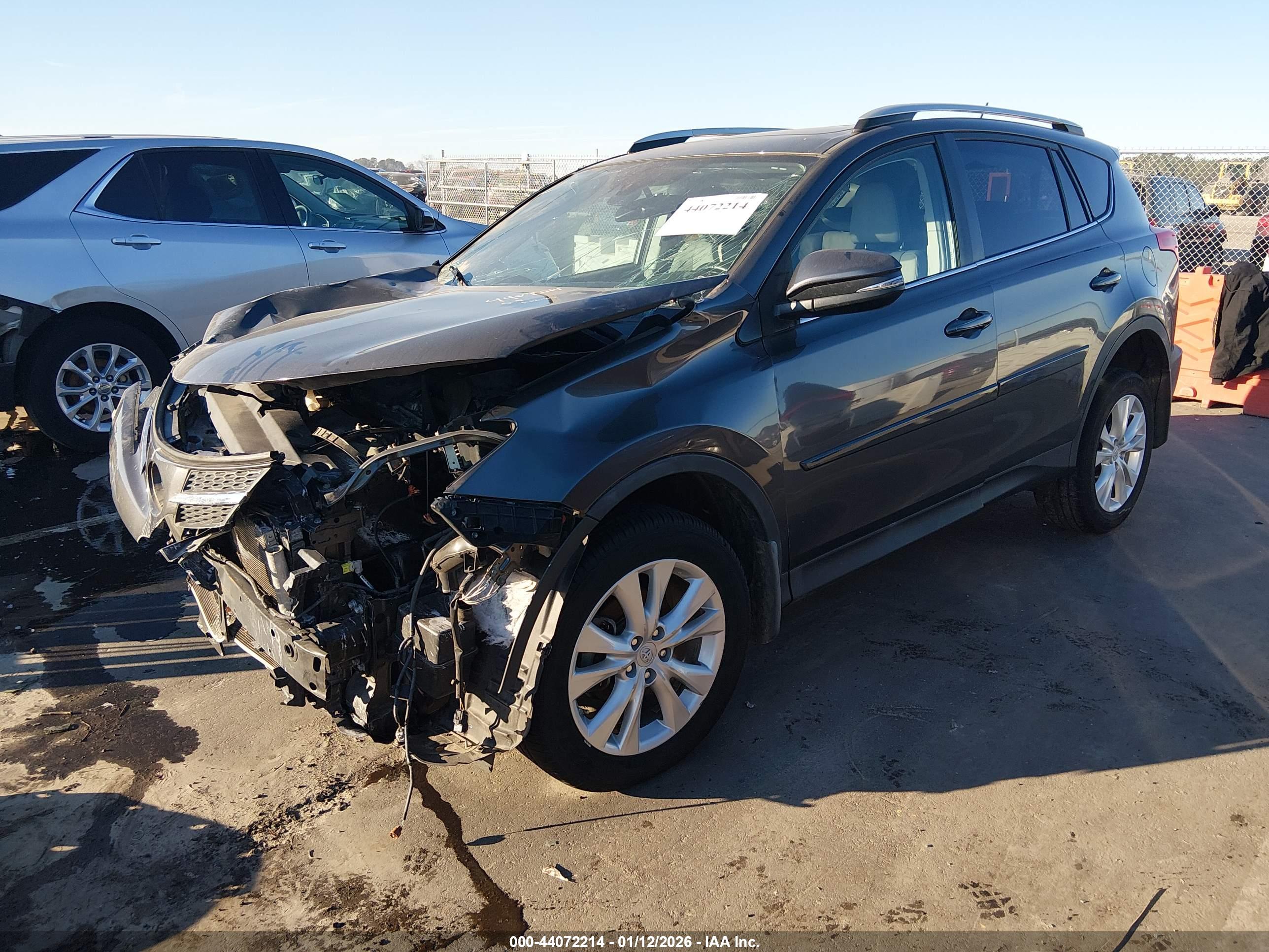 TOYOTA RAV4 image 2