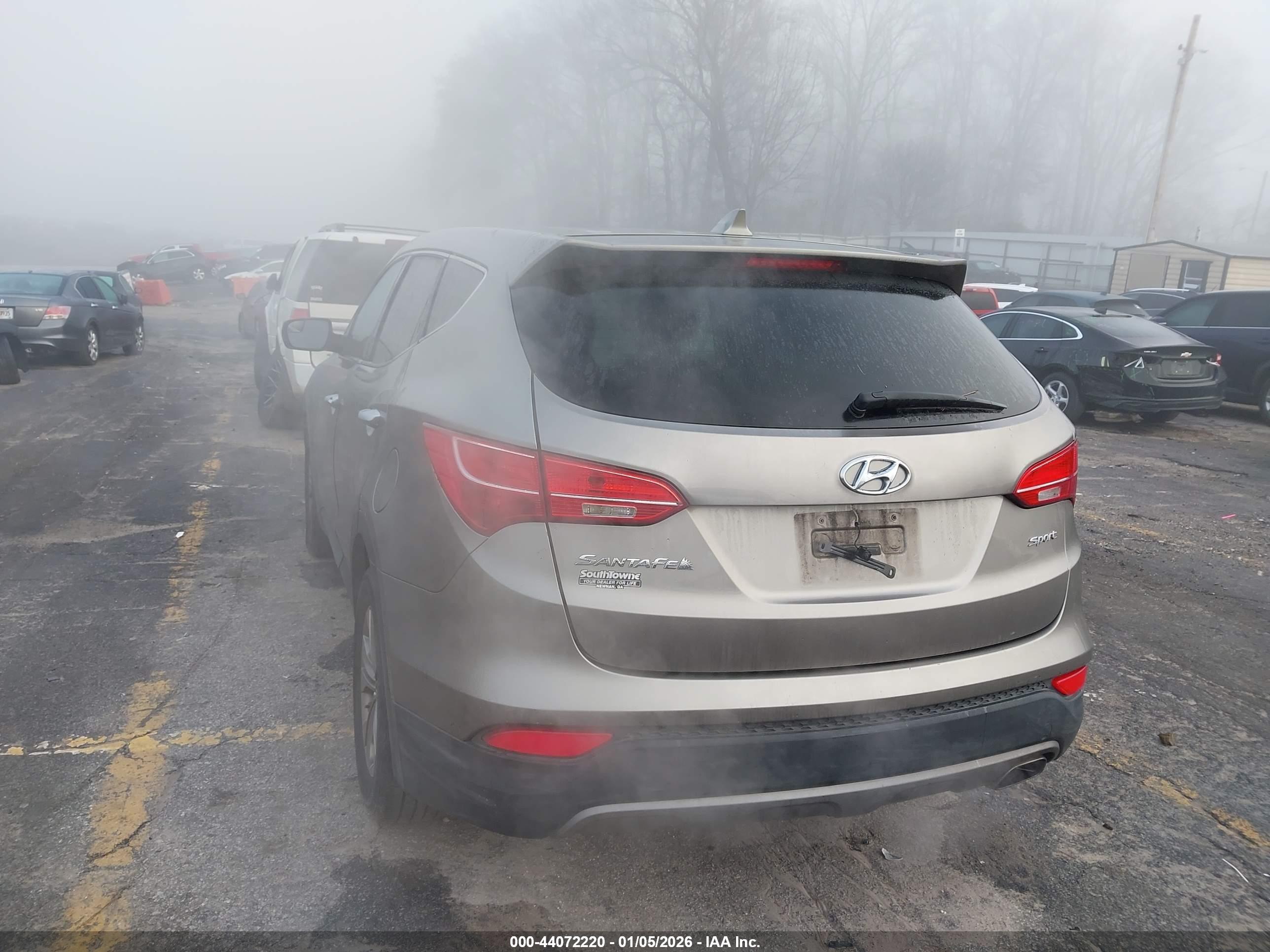 HYUNDAI SANTA image 3