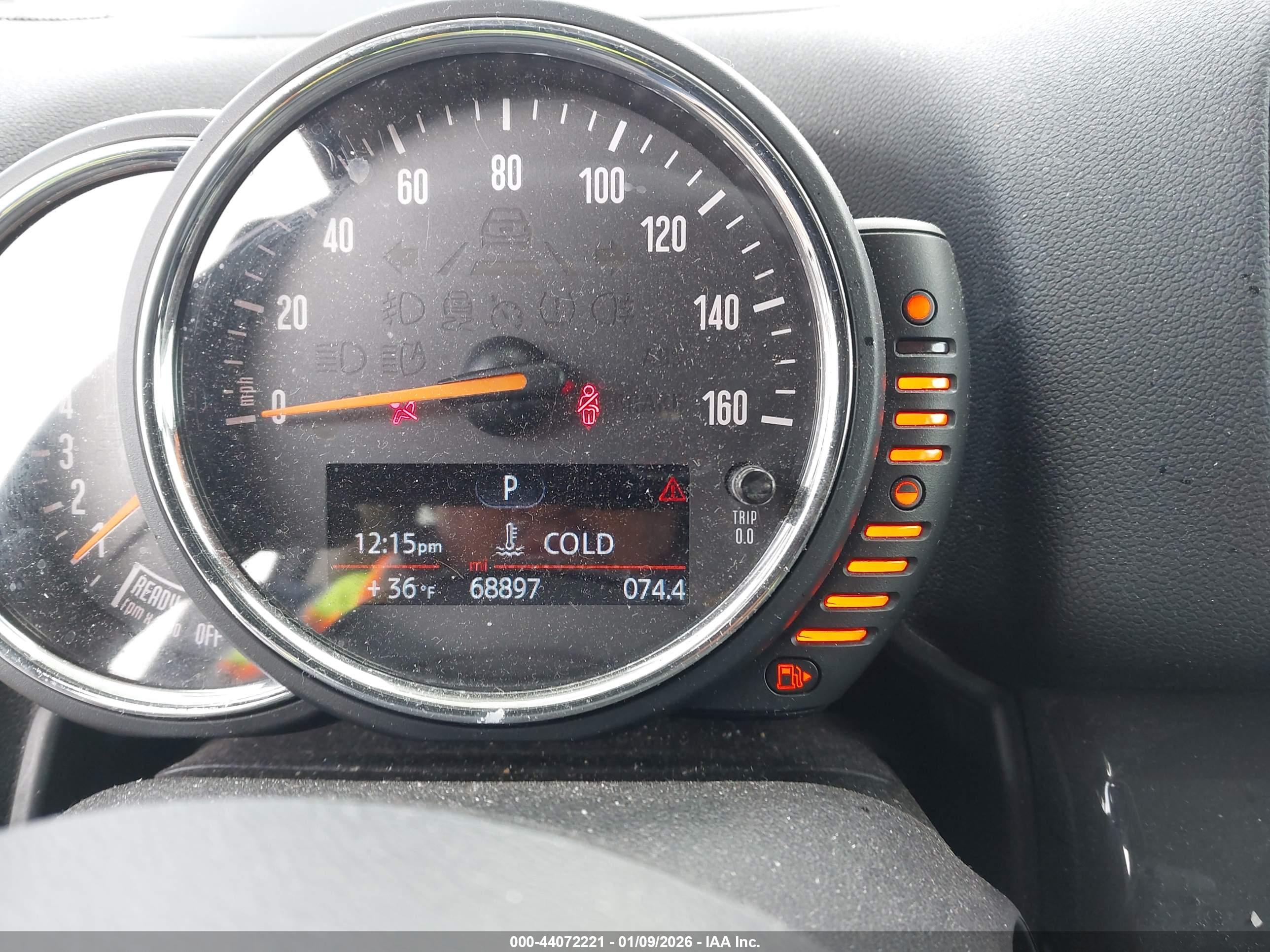MINI COUNTRYMAN image 7