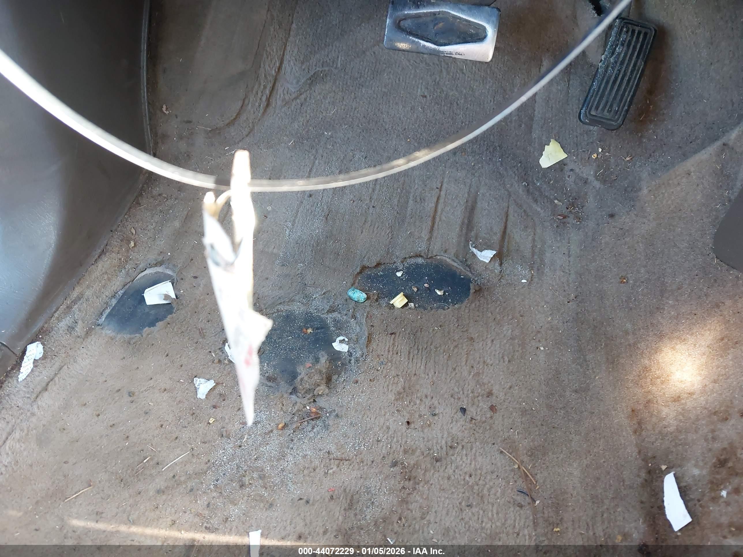 TOYOTA 4RUNNER image 11