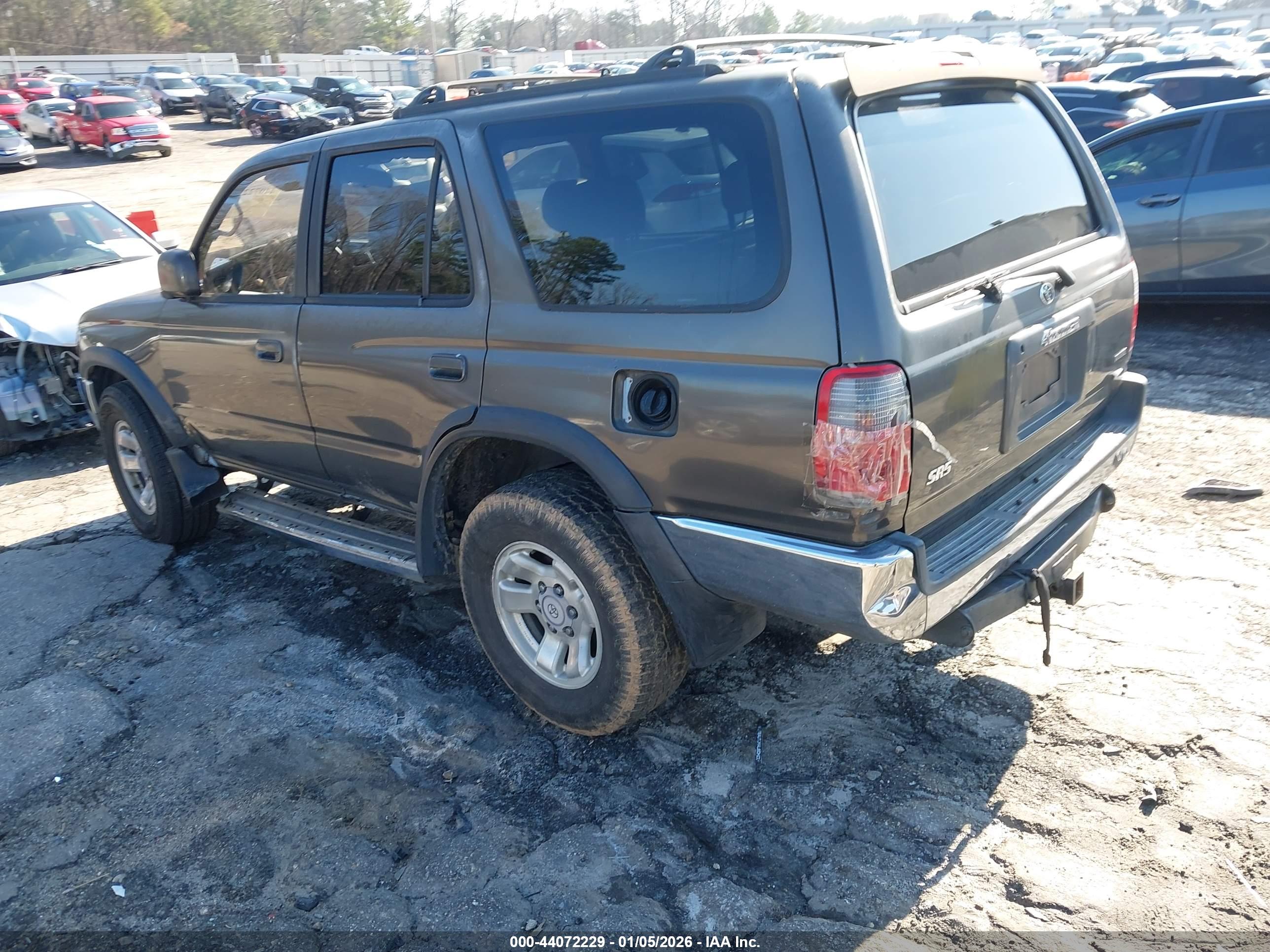 TOYOTA 4RUNNER image 3