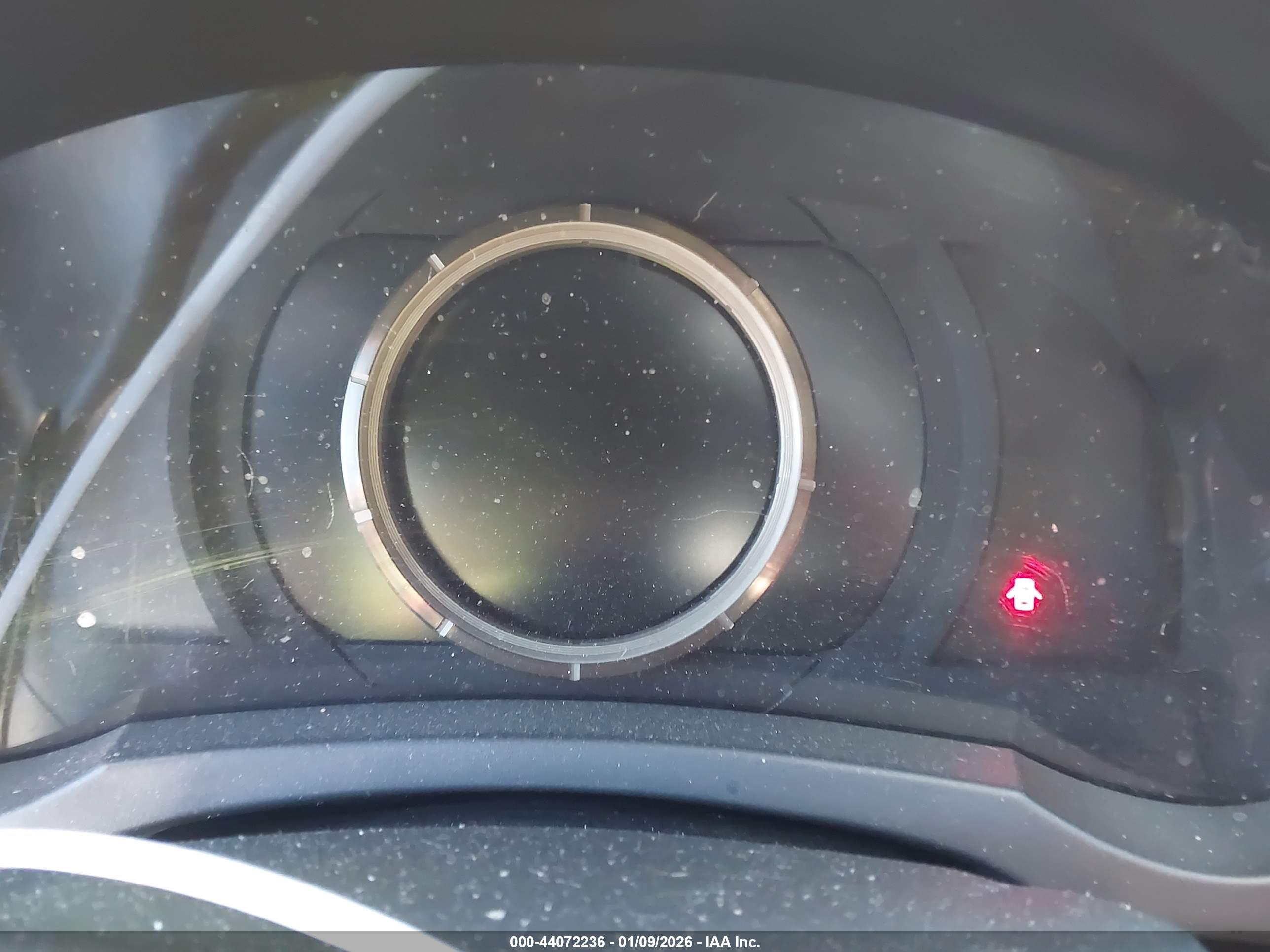 LEXUS IS image 7
