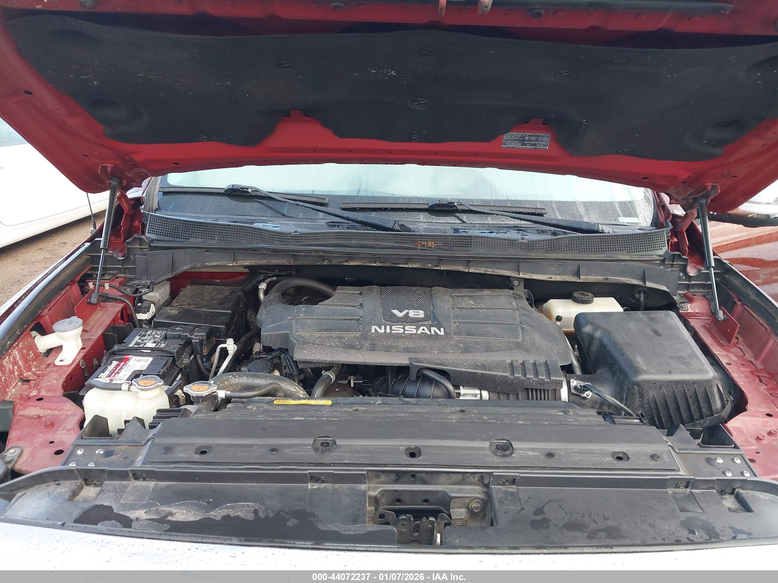 NISSAN TITAN image 10