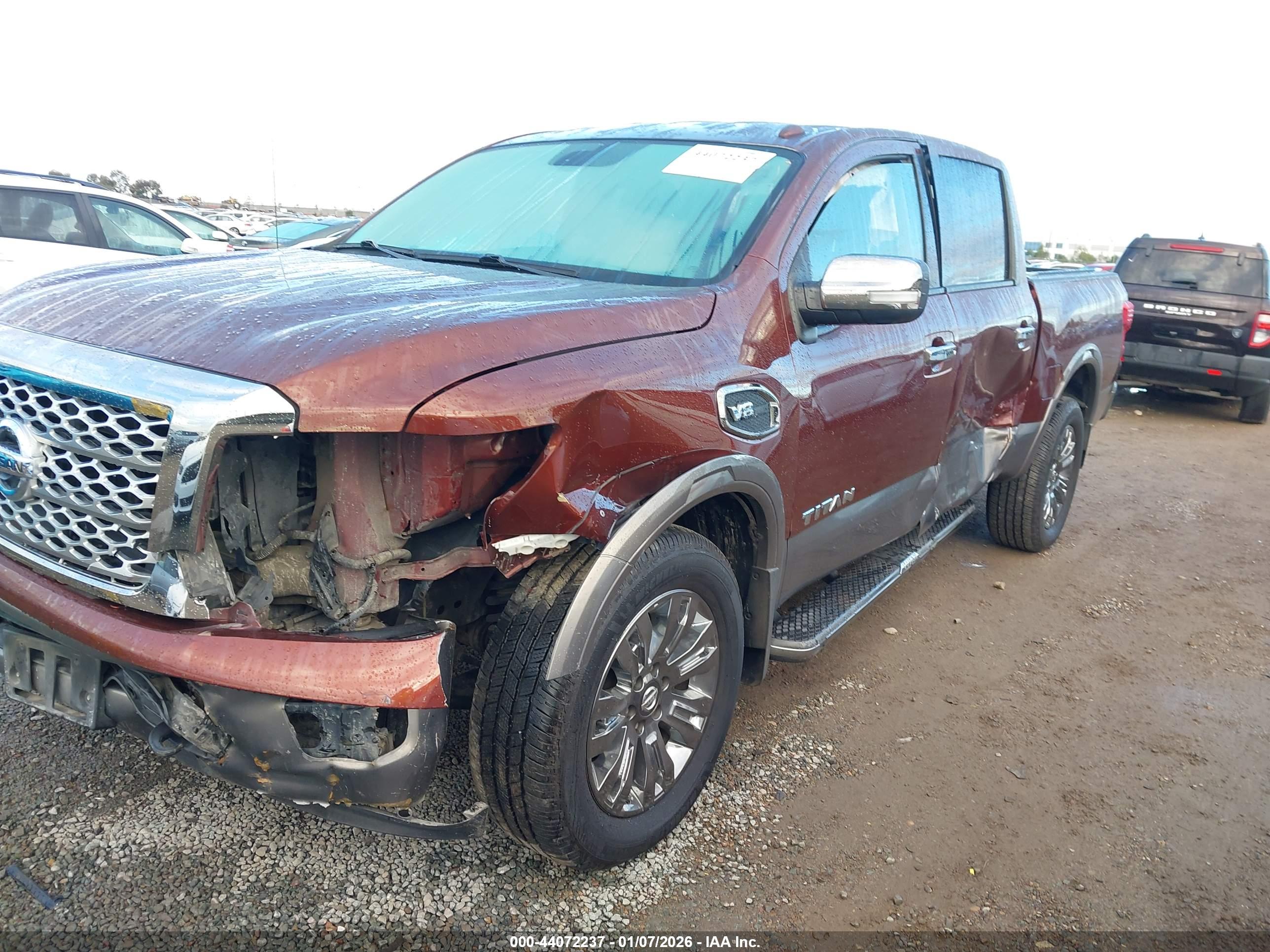 NISSAN TITAN image 6
