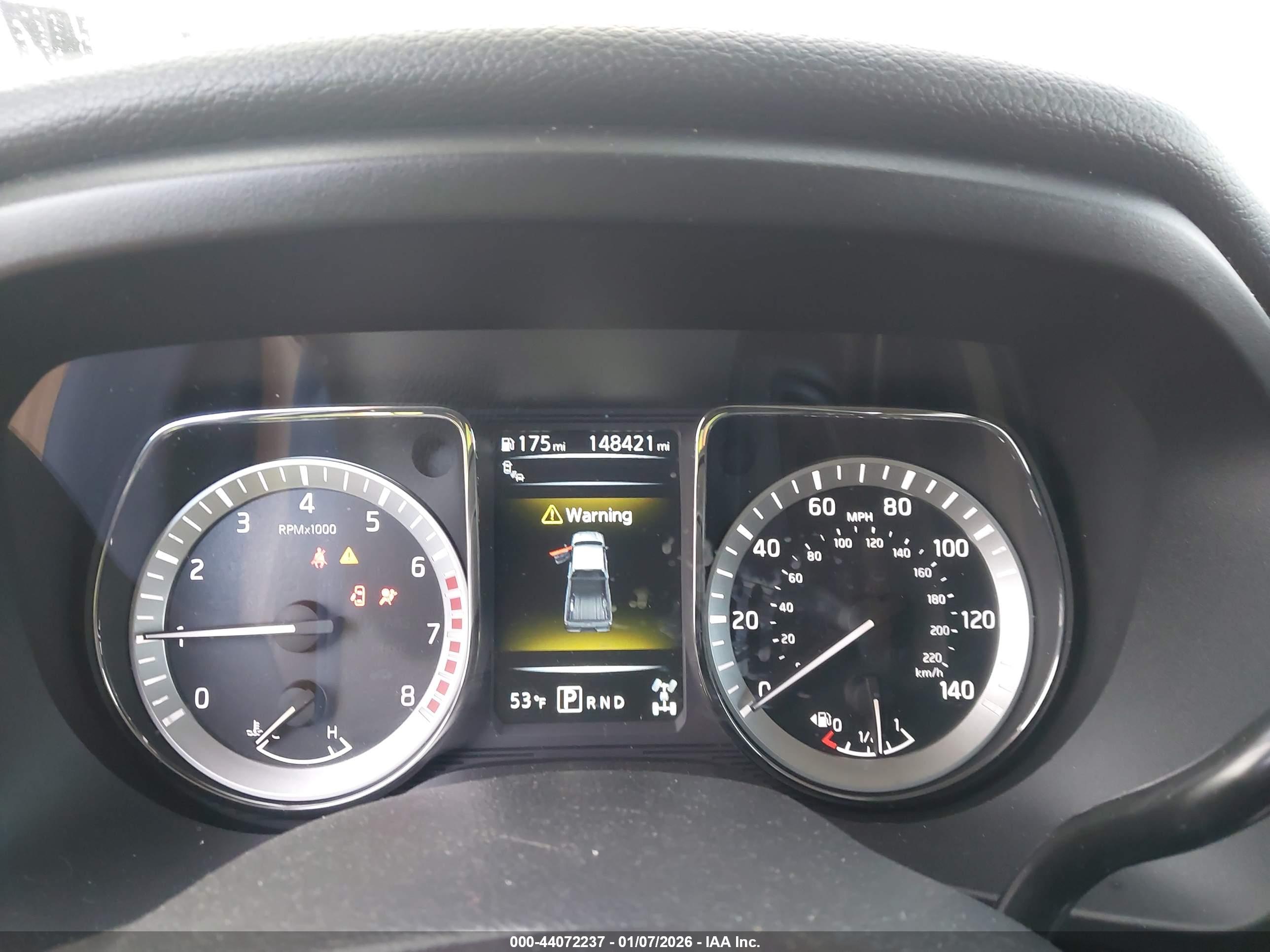 NISSAN TITAN image 7