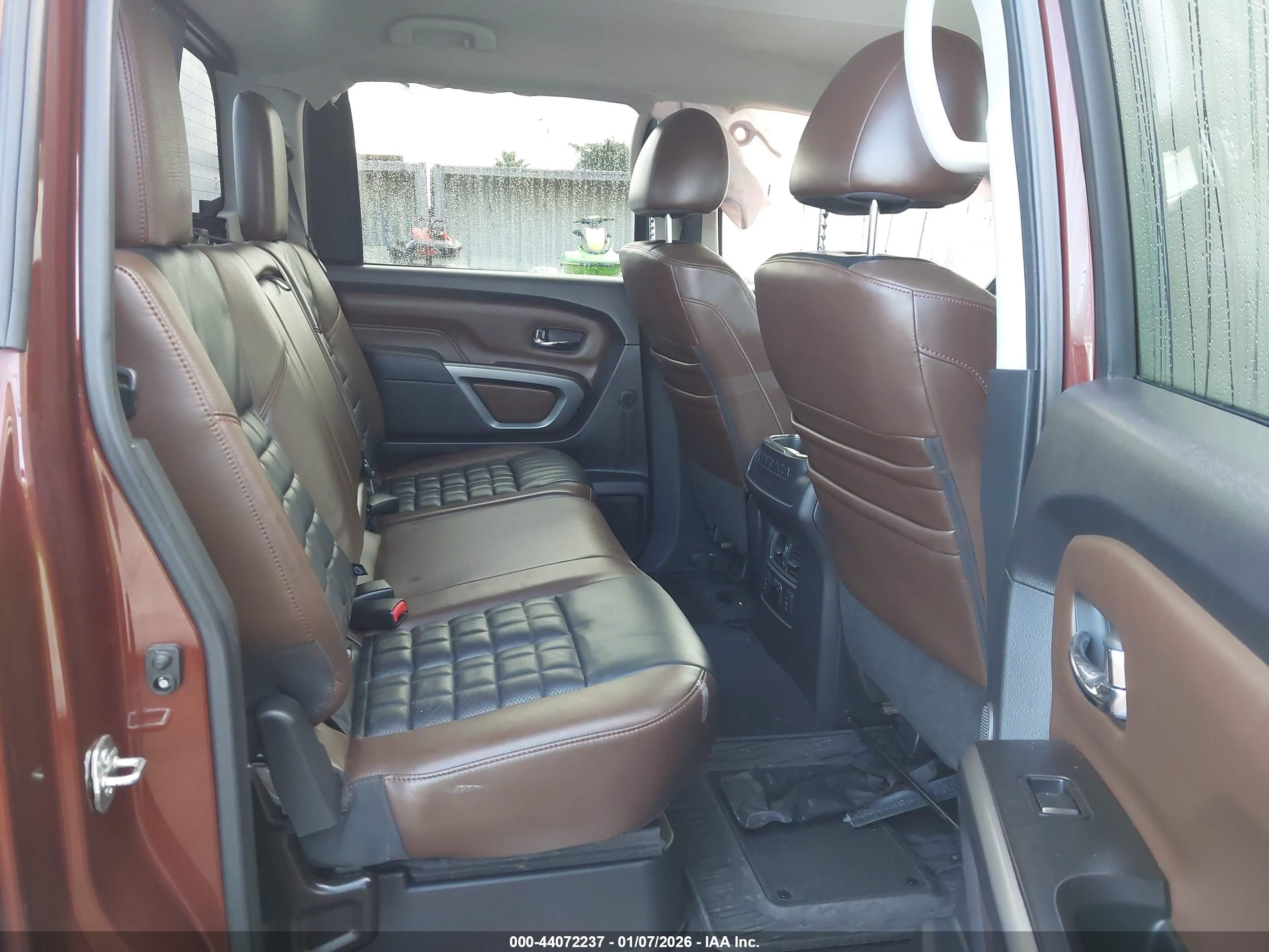 NISSAN TITAN image 8