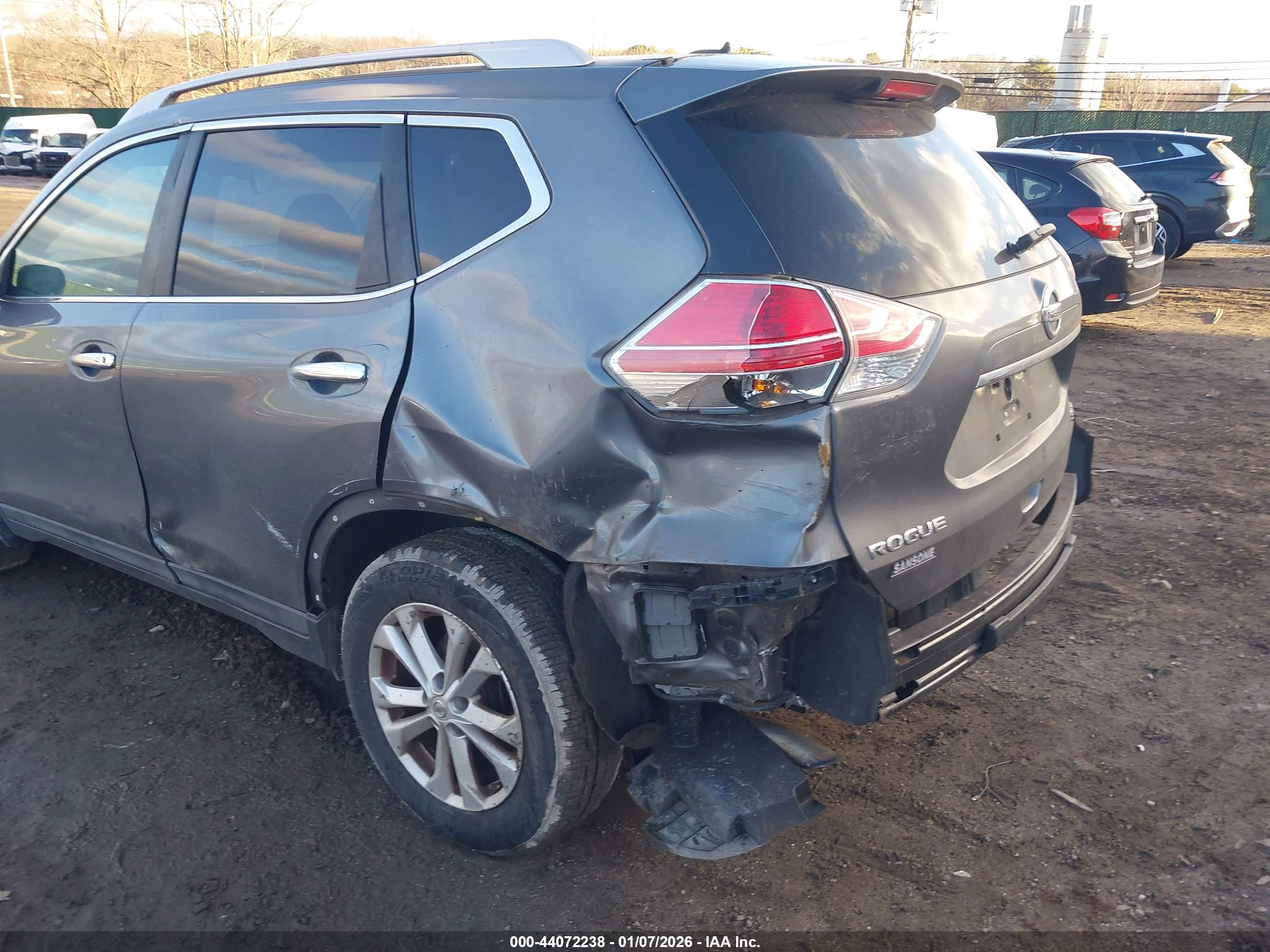 NISSAN ROGUE image 6
