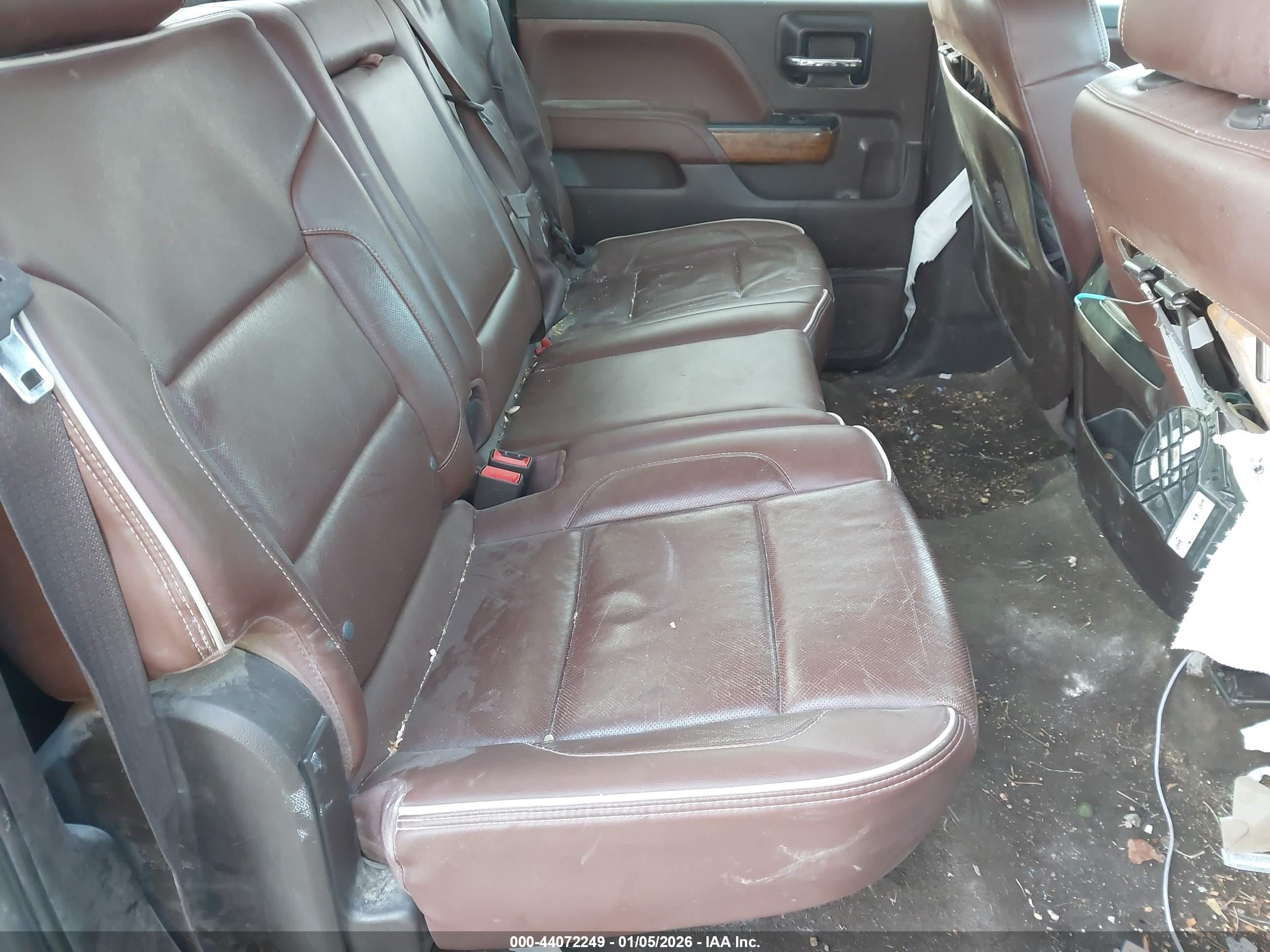 CHEVROLET SILVERADO image 8