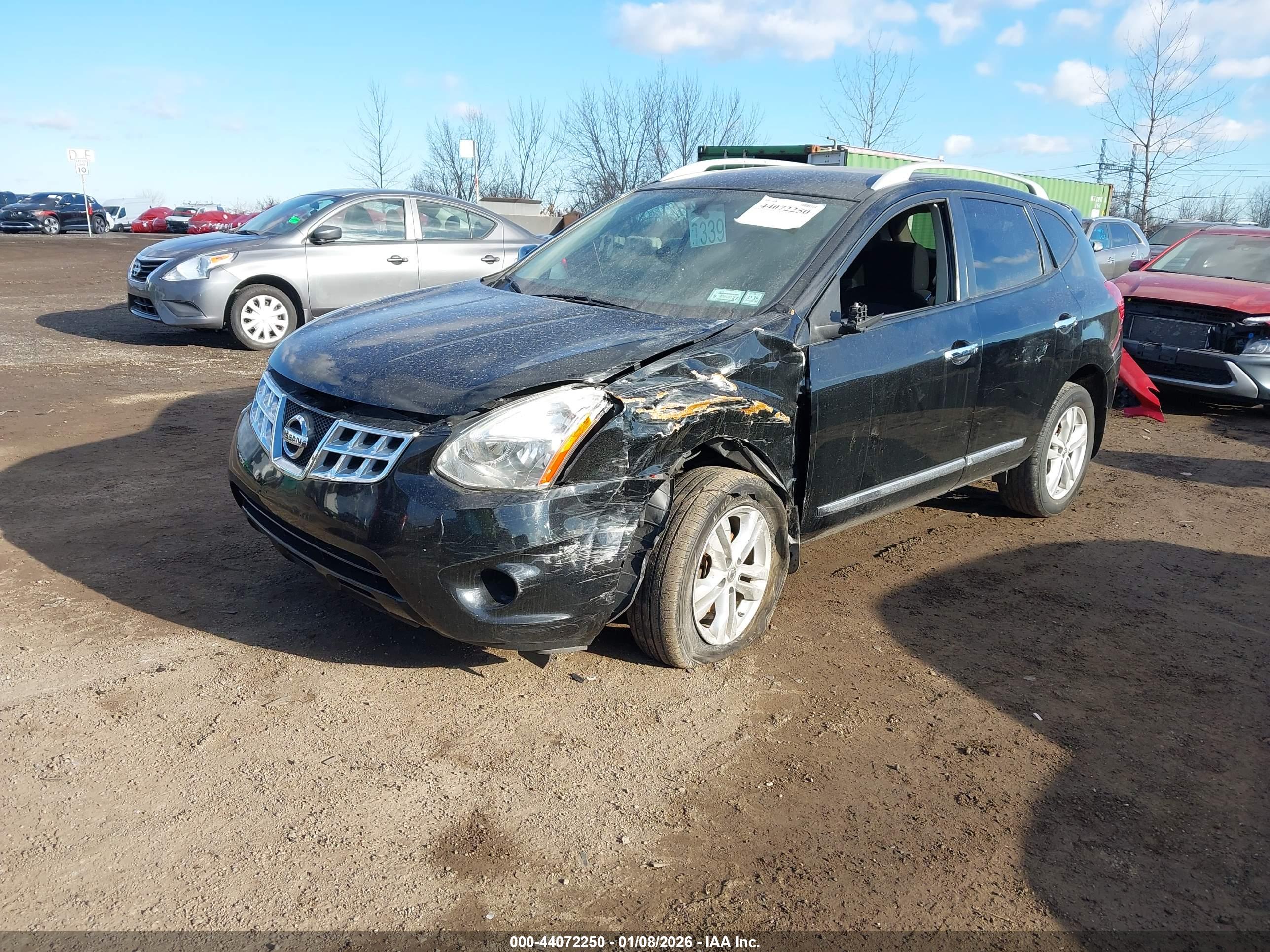 NISSAN ROGUE image 2