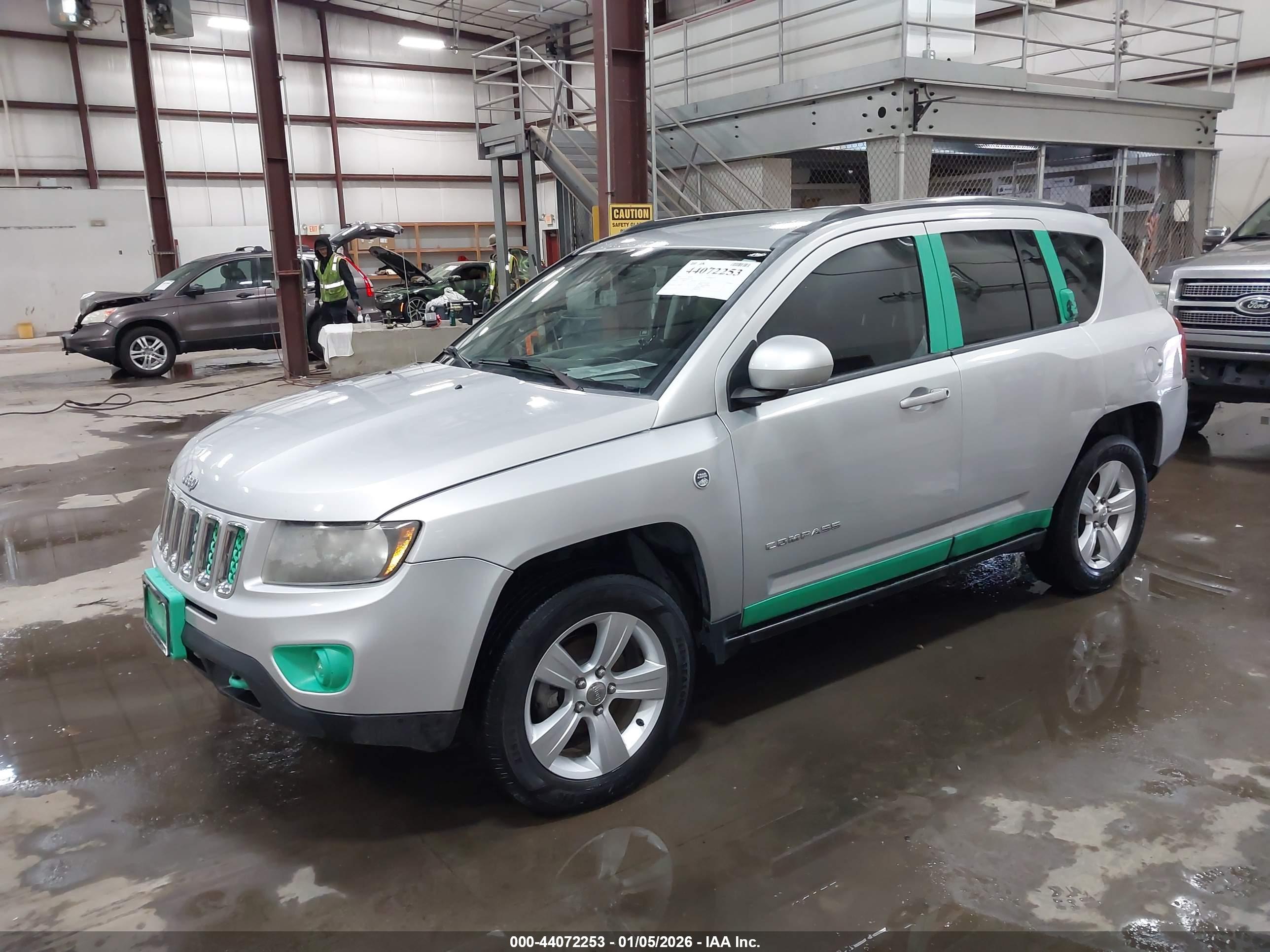 JEEP COMPASS image 2
