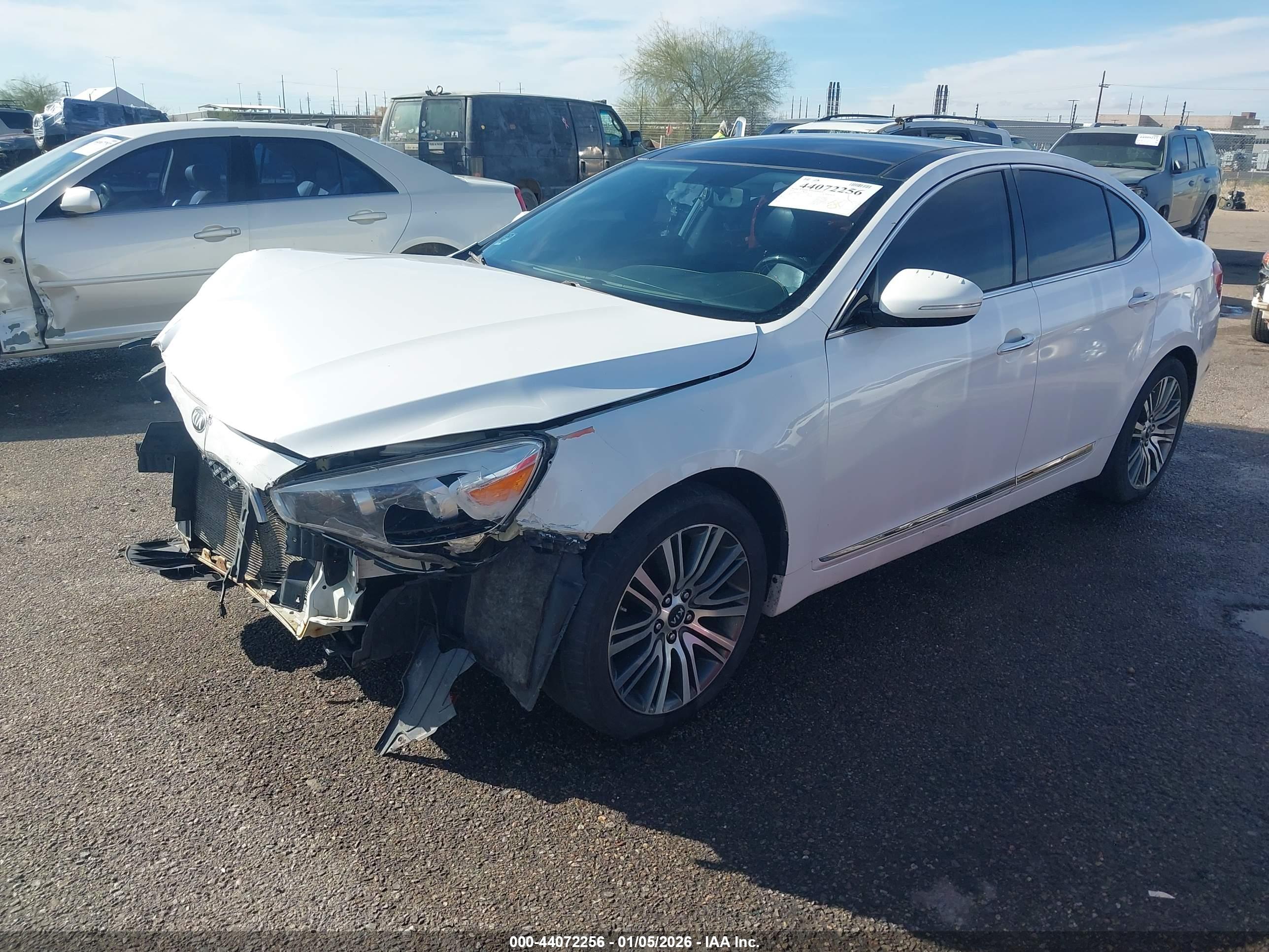 KIA CADENZA image 2