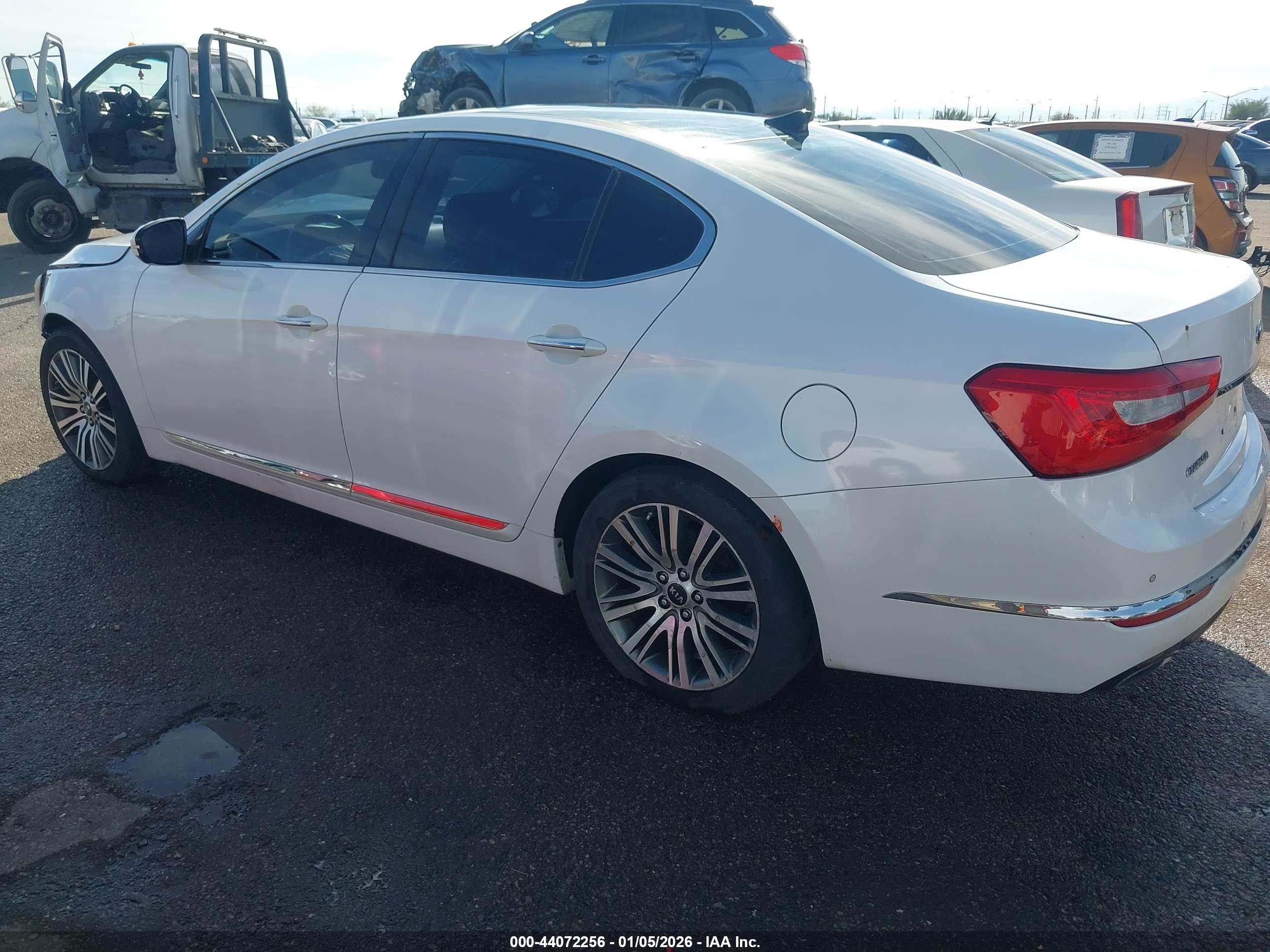 KIA CADENZA image 3