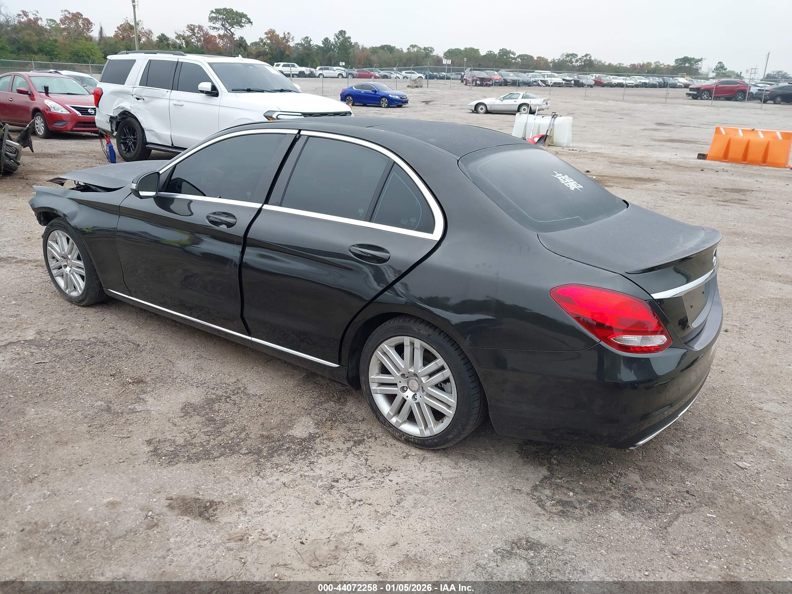 MERCEDES-BENZ C image 3