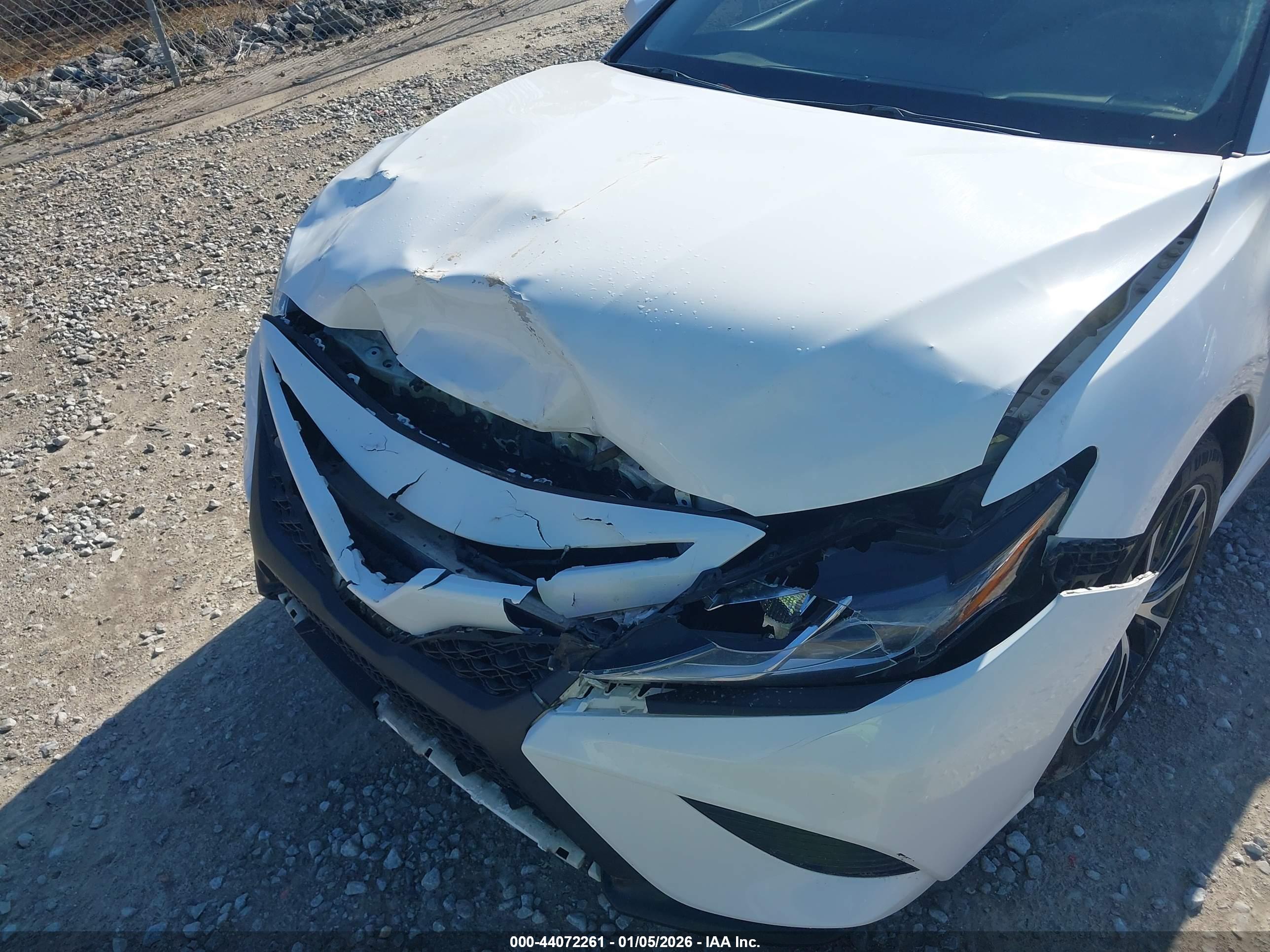 TOYOTA CAMRY image 6