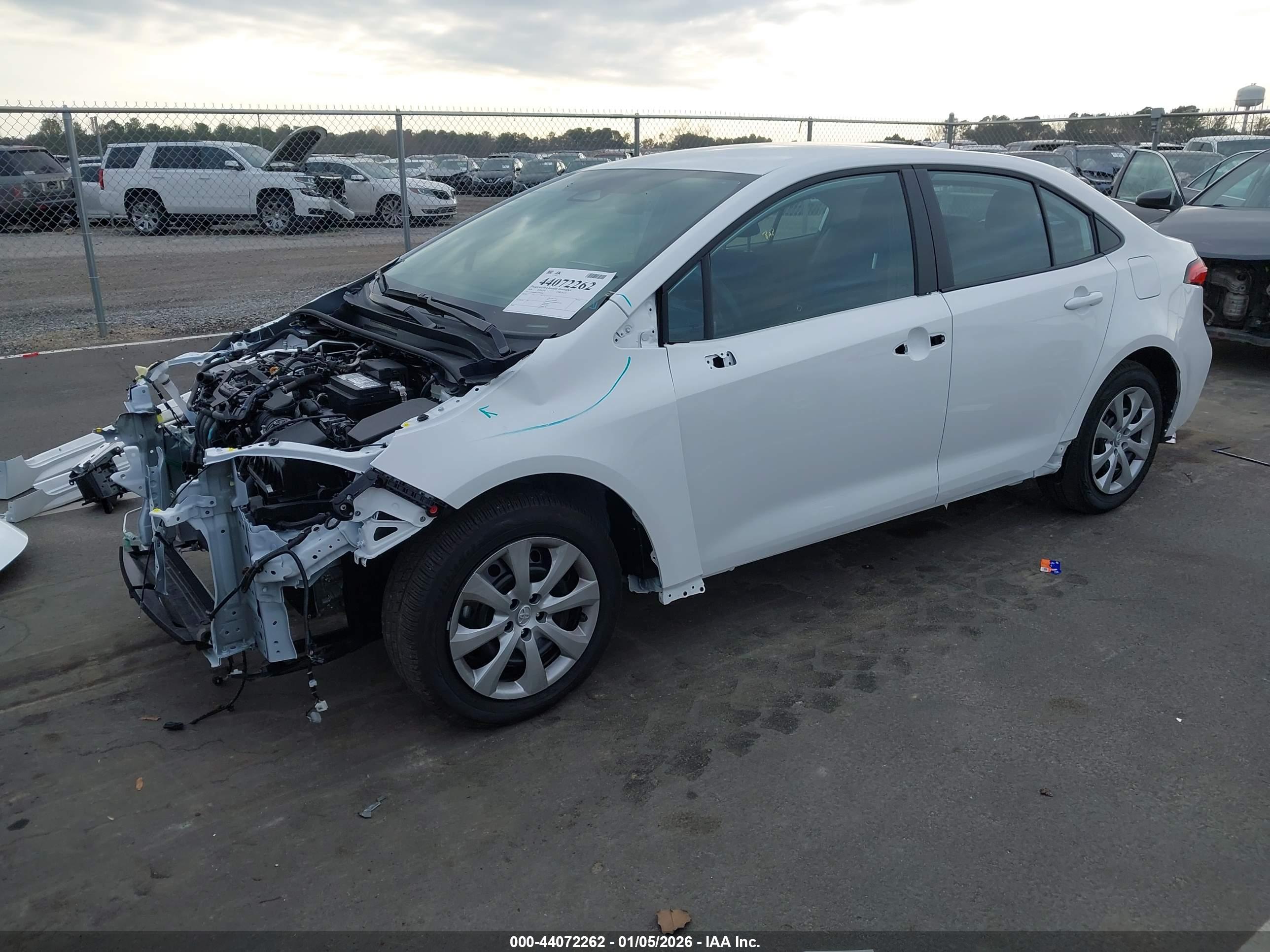 TOYOTA COROLLA image 2