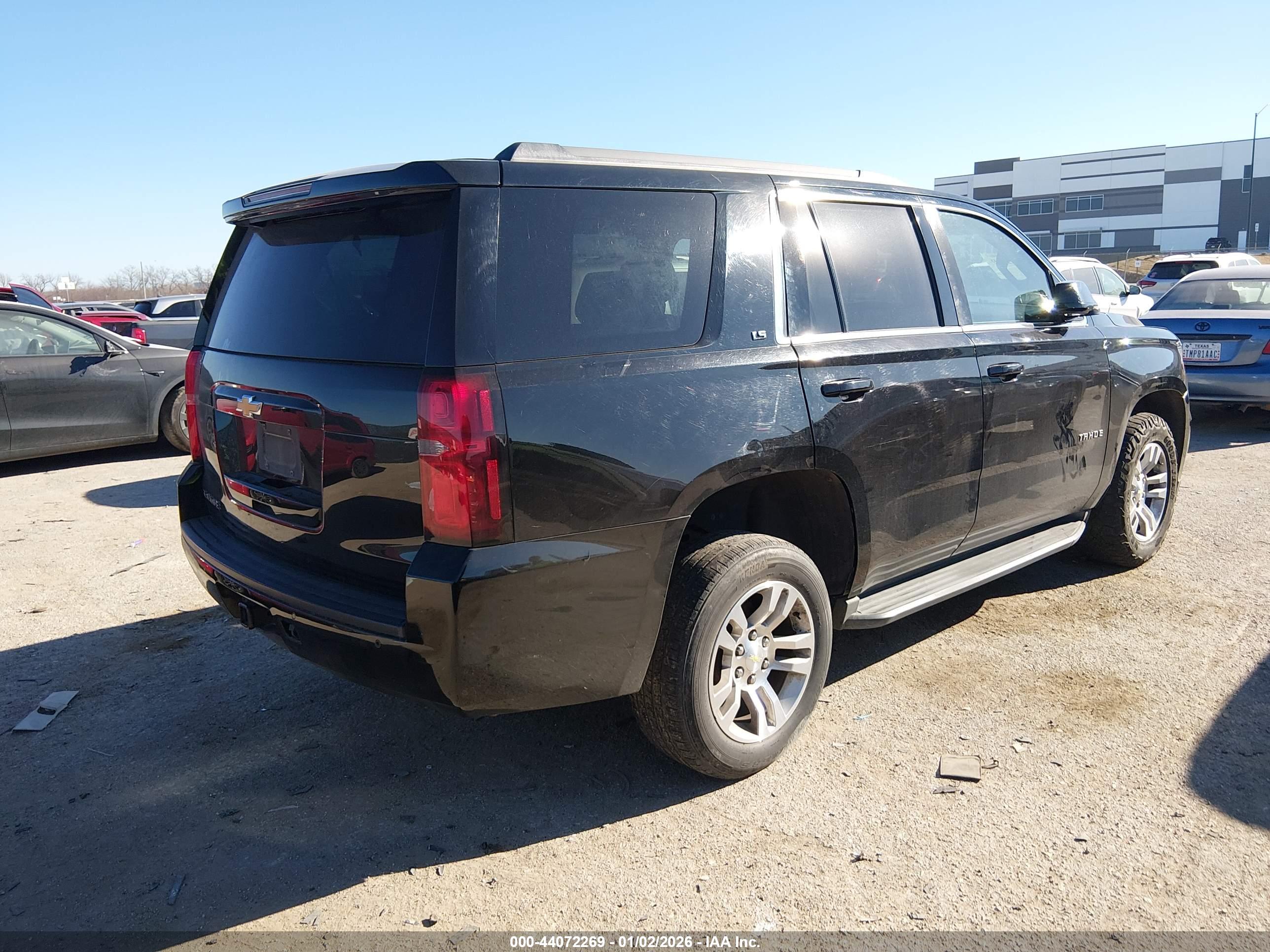 CHEVROLET TAHOE image 4
