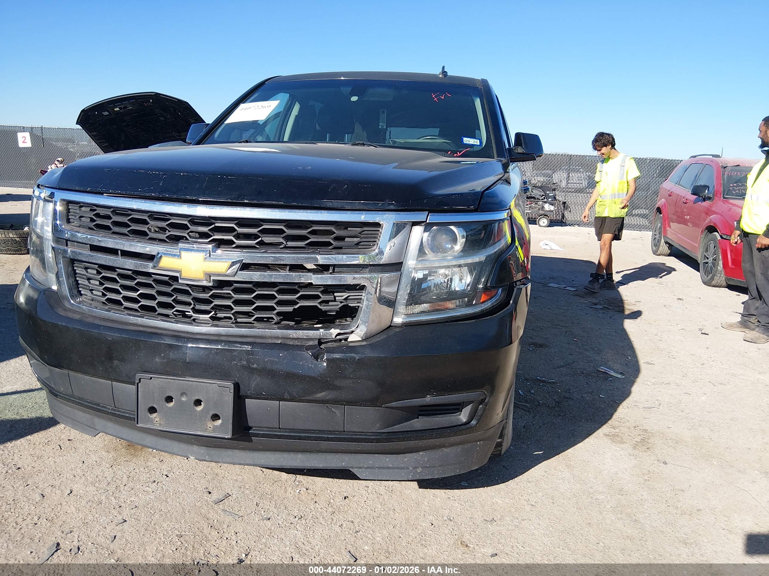 CHEVROLET TAHOE image 6