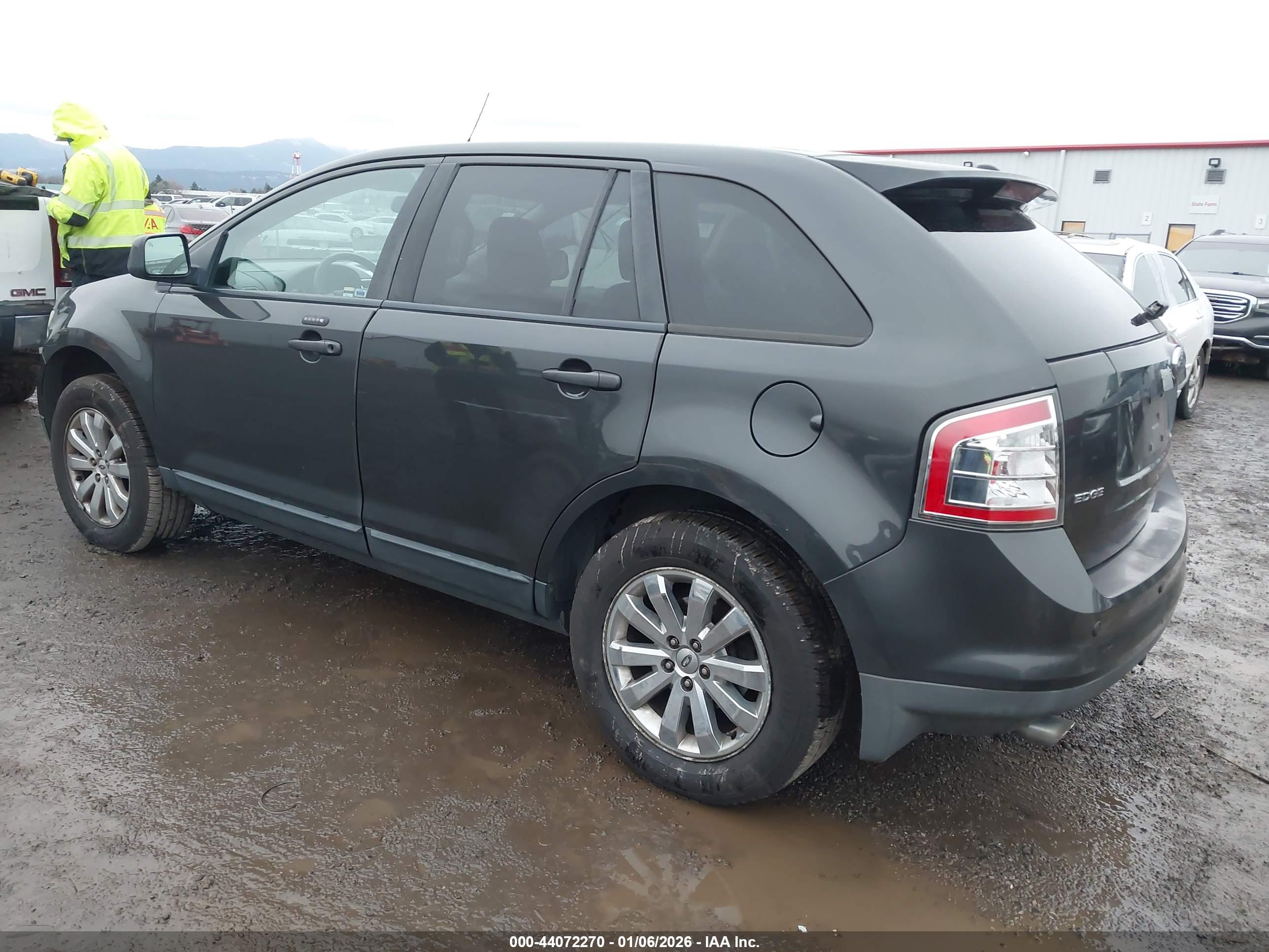FORD EDGE image 3
