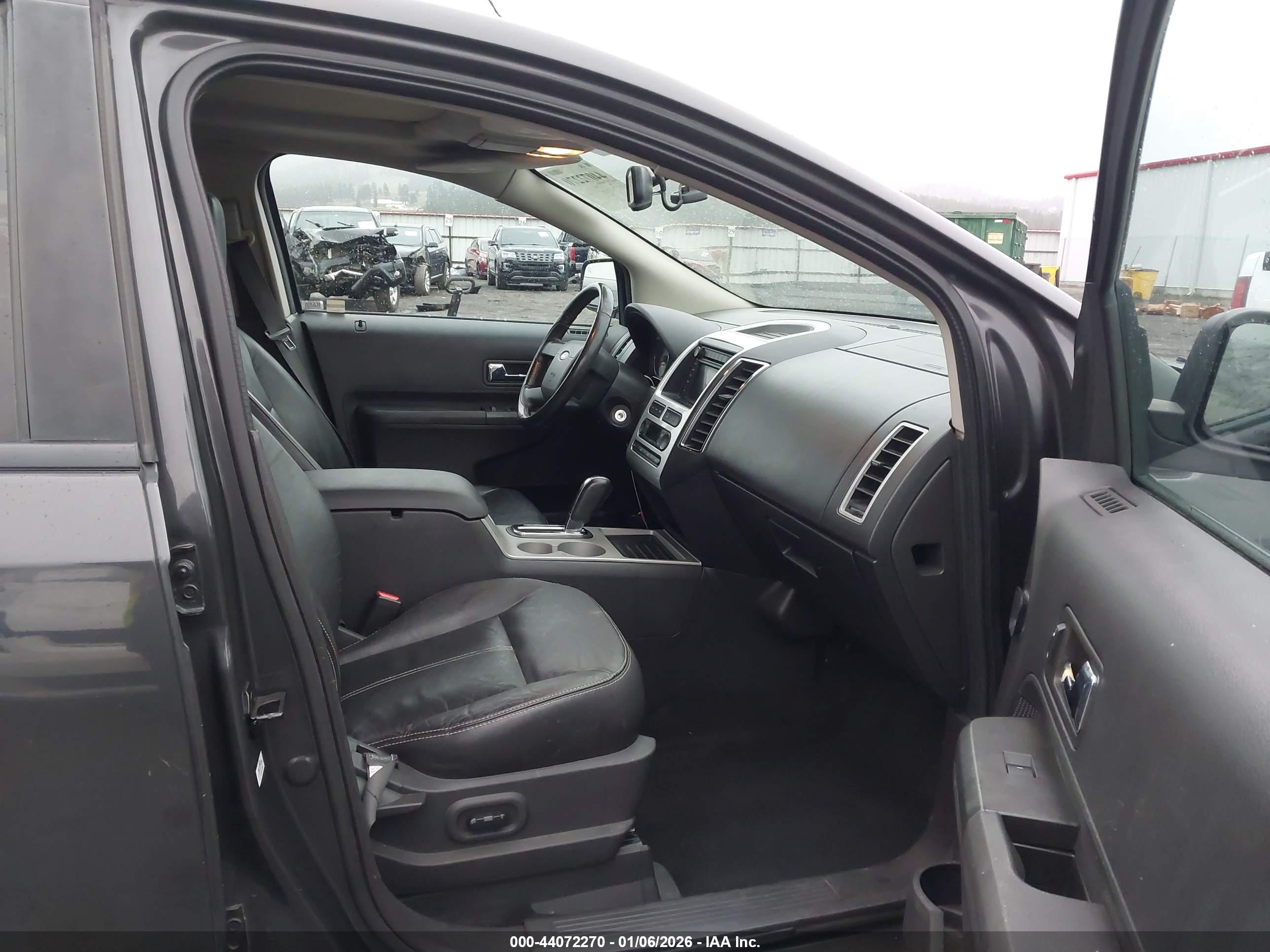 FORD EDGE image 5