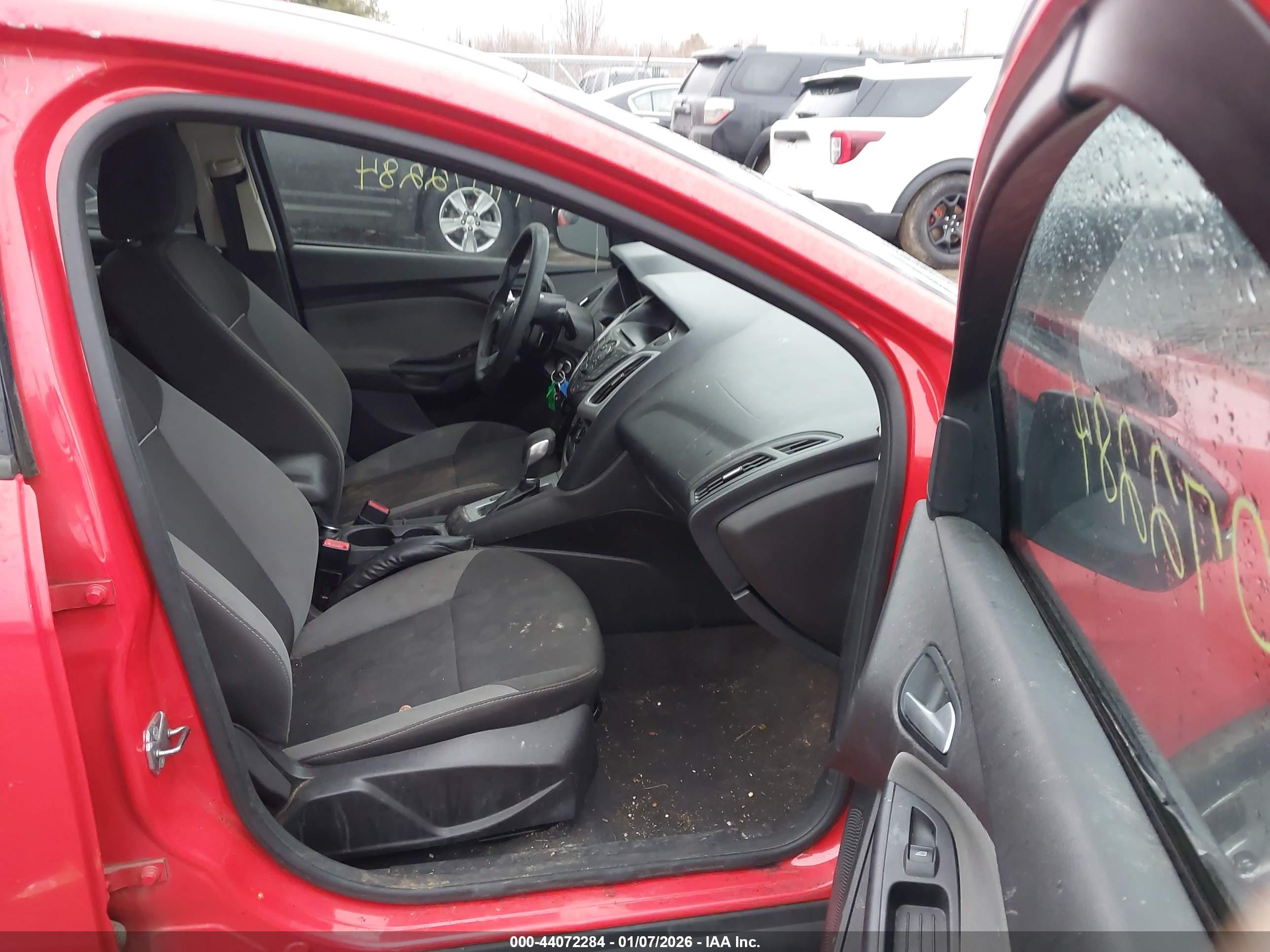 FORD FOCUS image 5