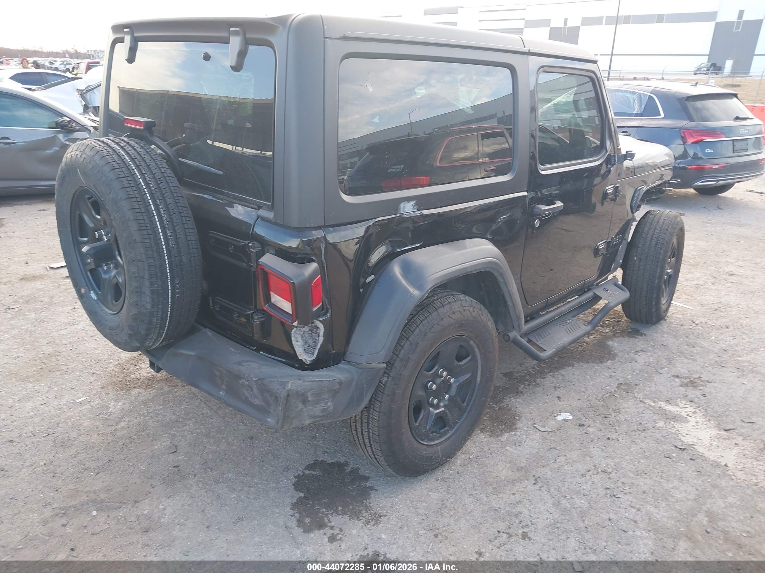 JEEP WRANGLER image 4