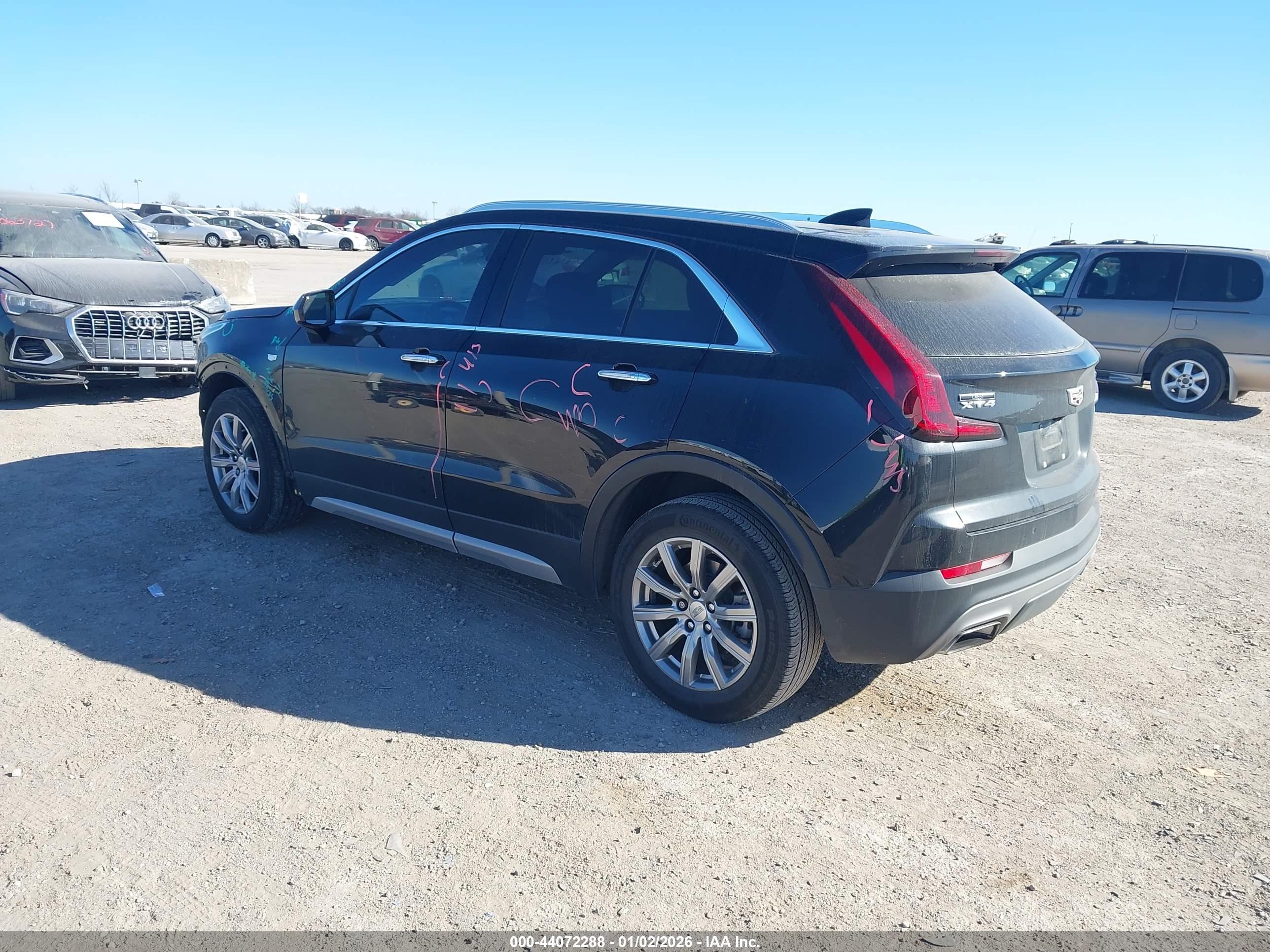 CADILLAC XT4 image 3