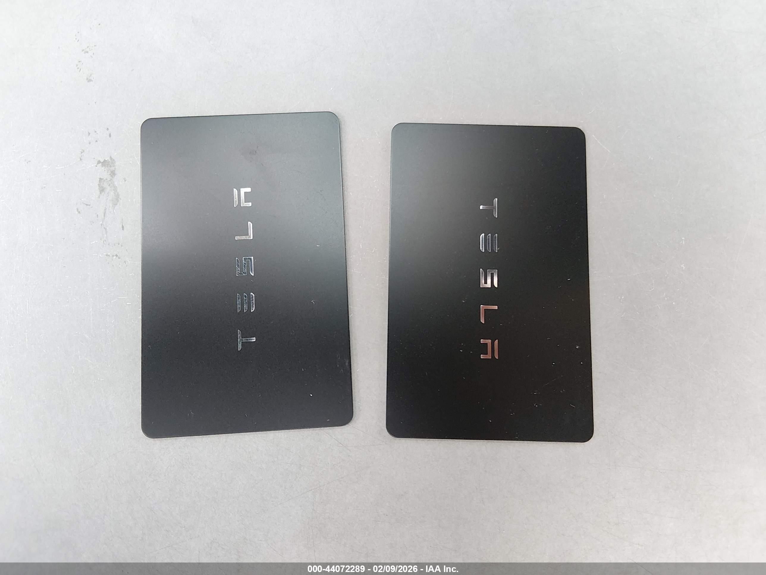 TESLA MODEL image 11