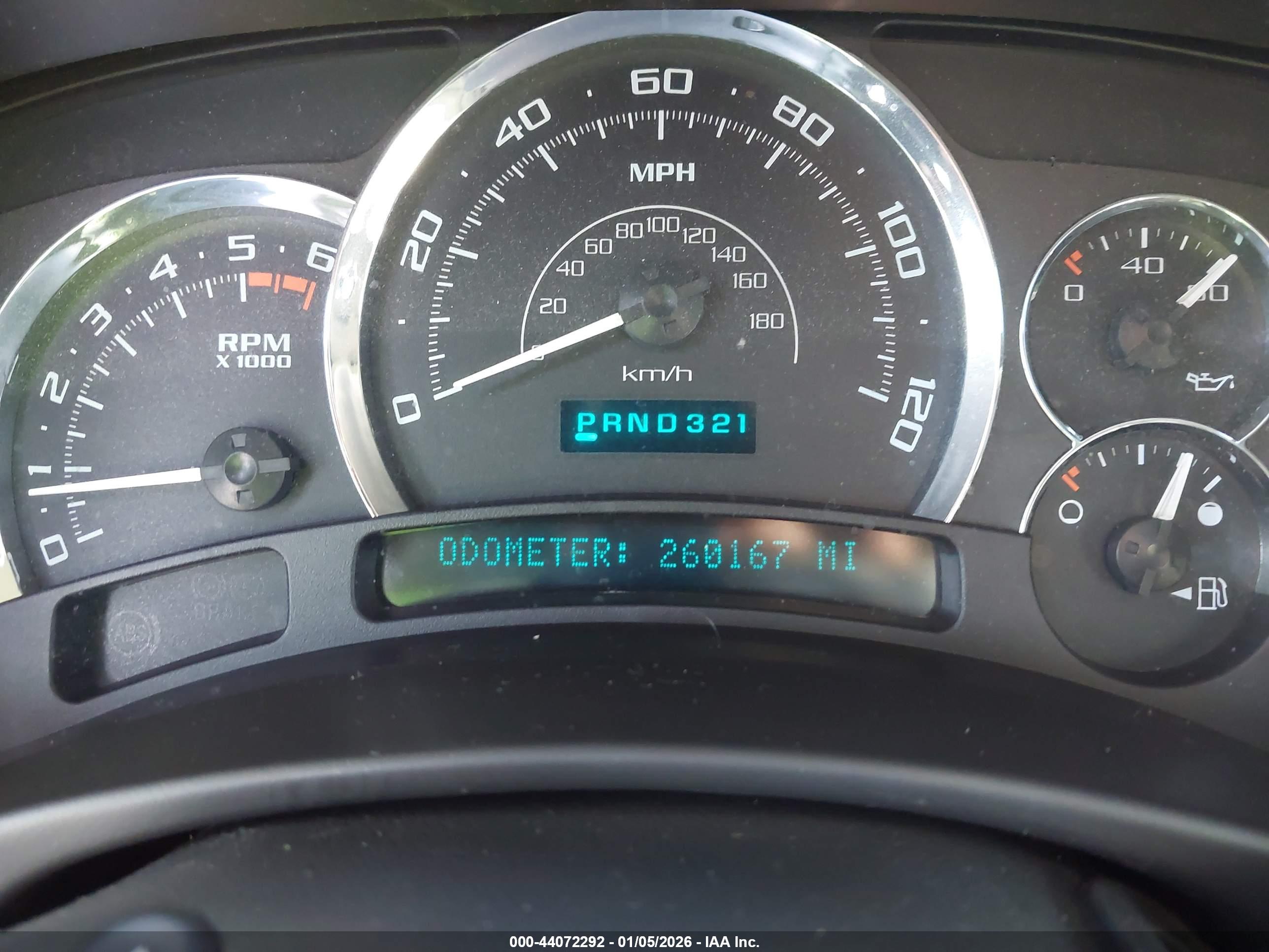 CADILLAC ESCALADE image 7