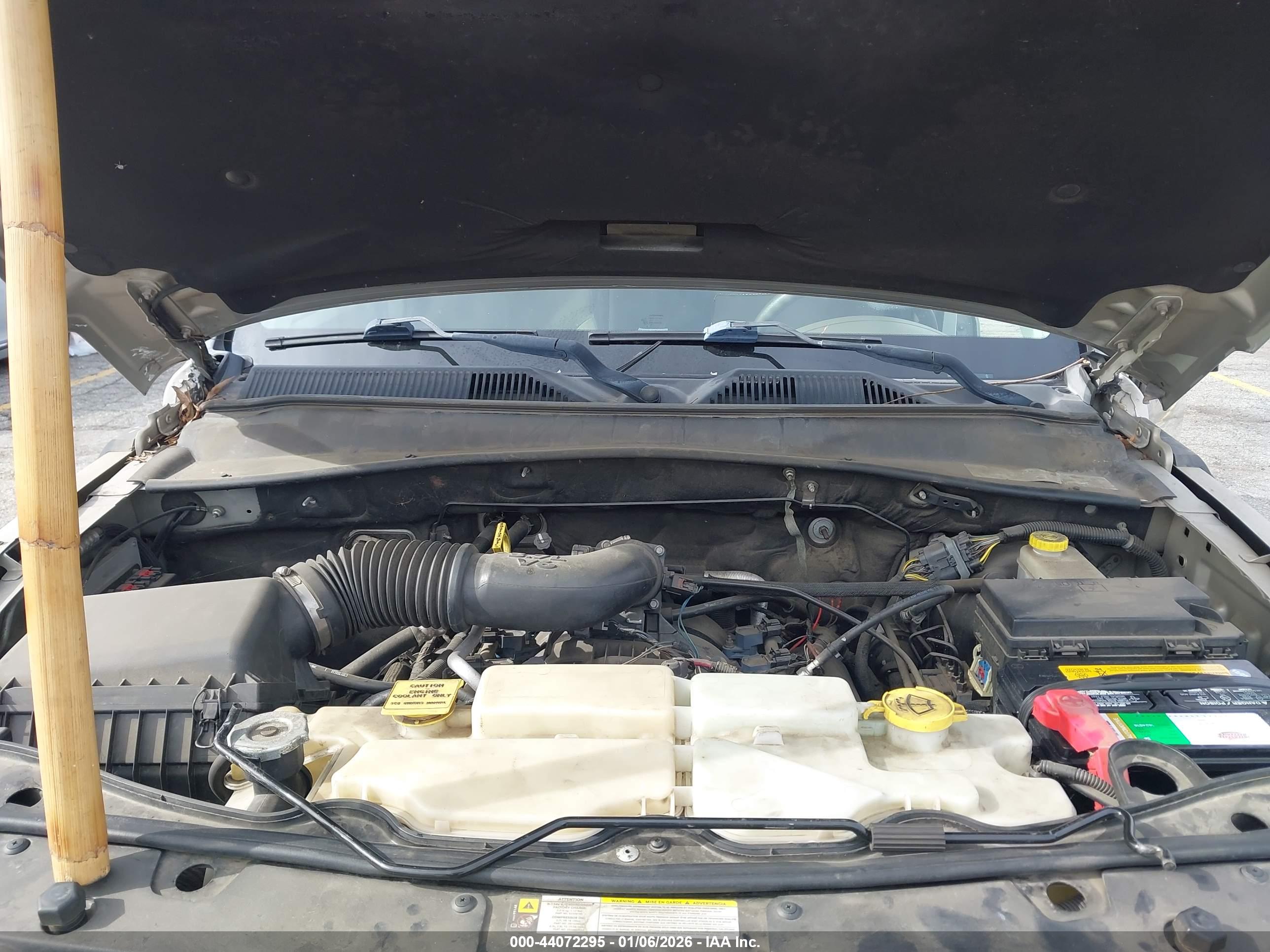 JEEP LIBERTY image 10