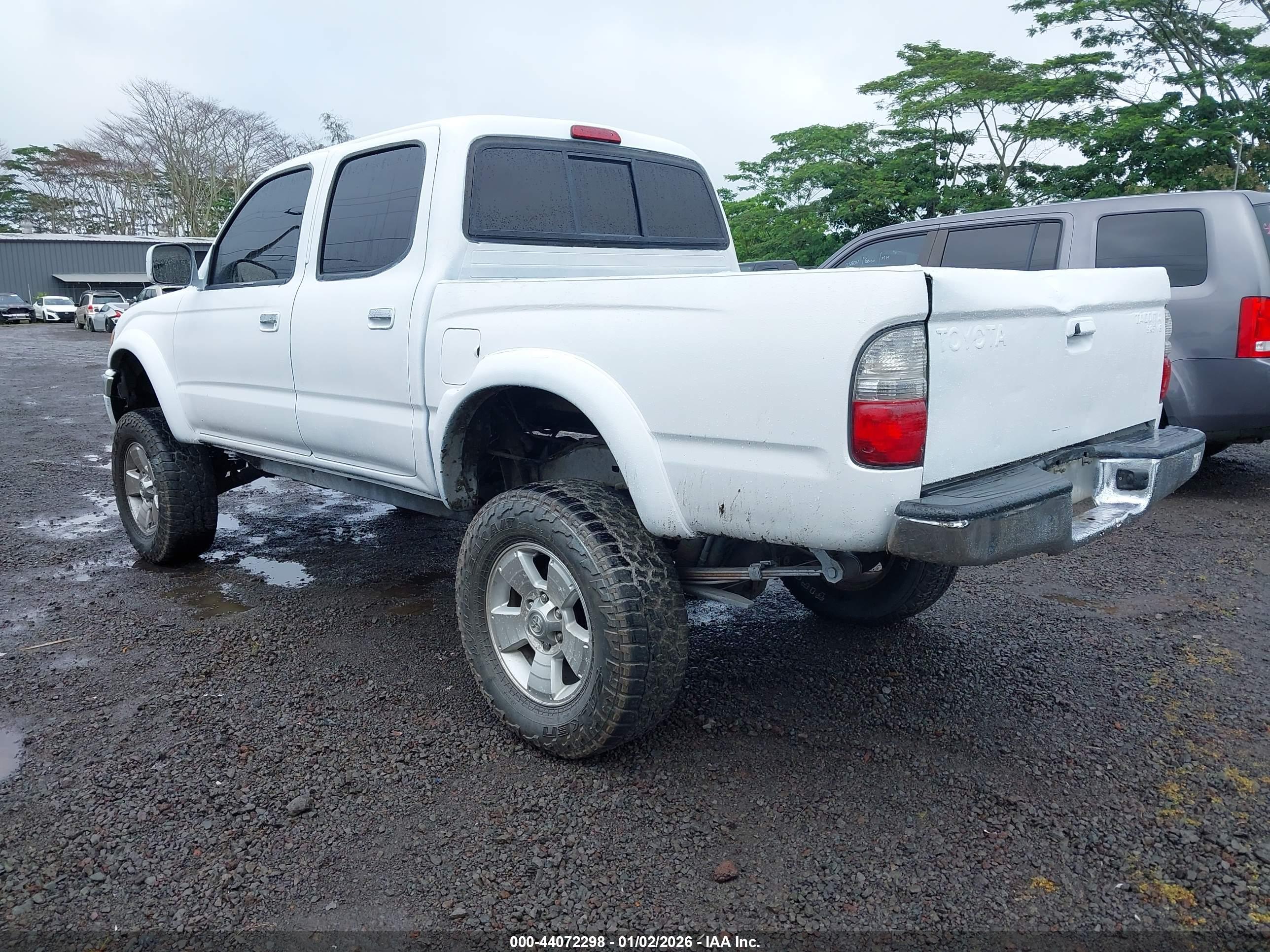 TOYOTA TACOMA image 3