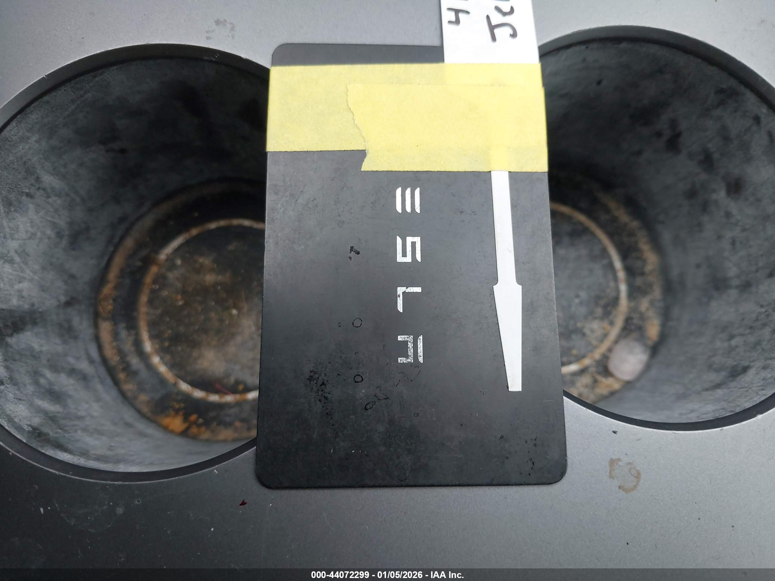 TESLA MODEL image 11