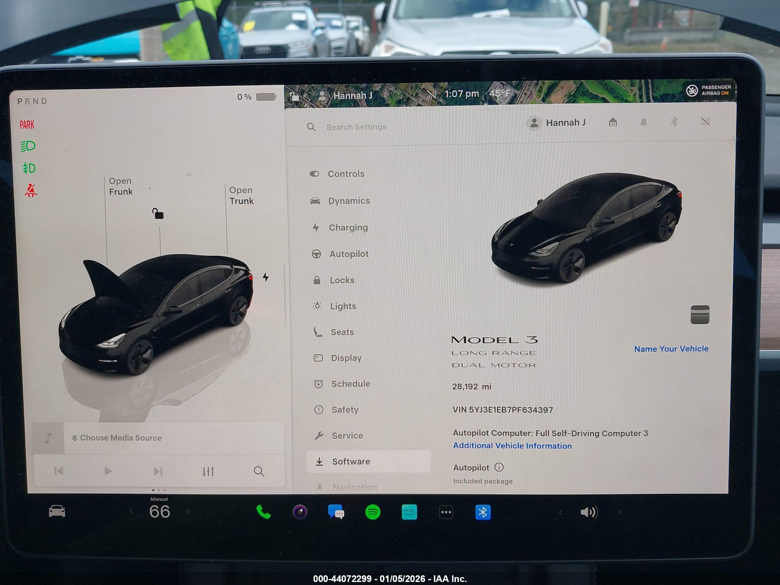 TESLA MODEL image 7