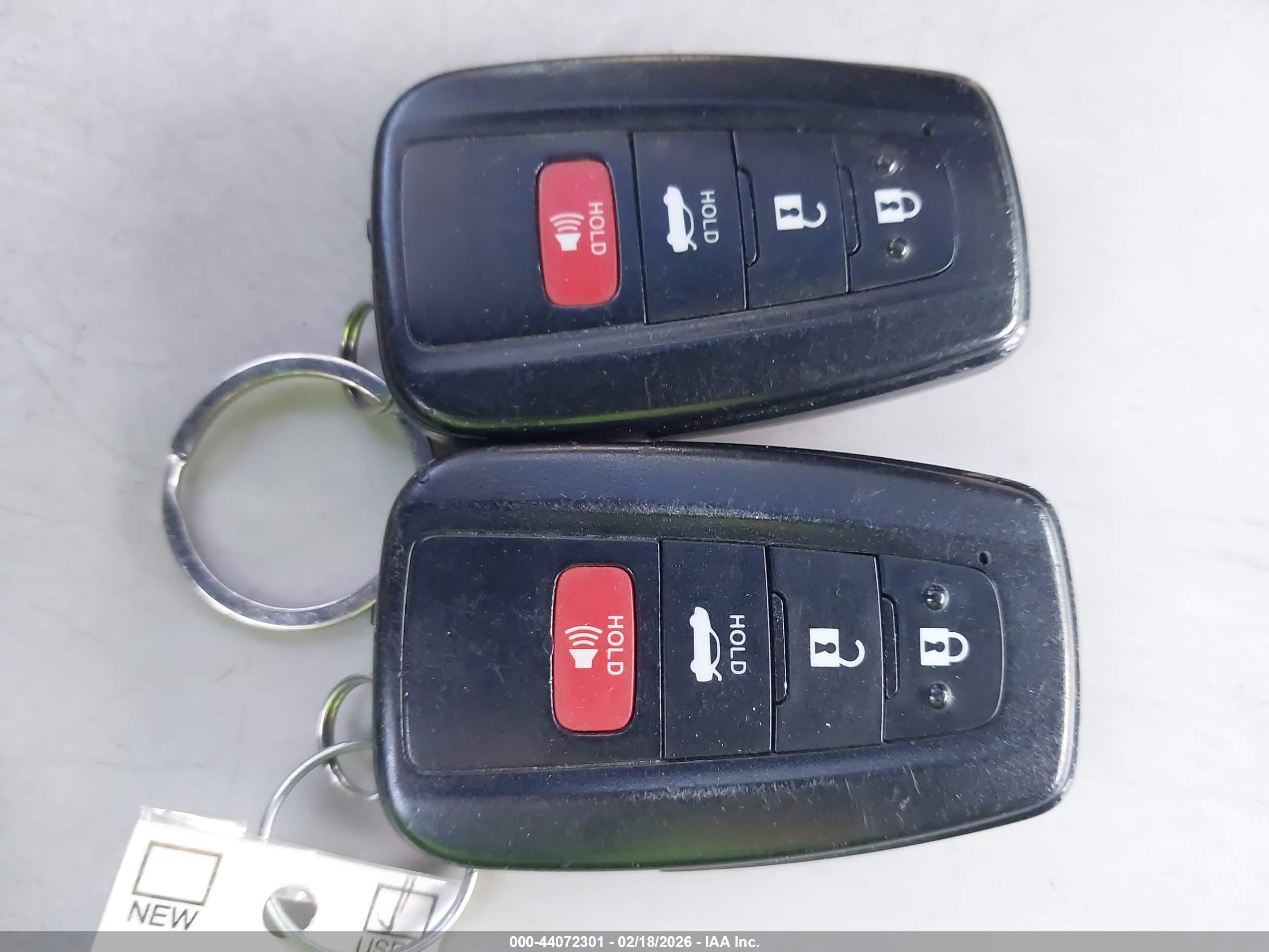 TOYOTA COROLLA image 11