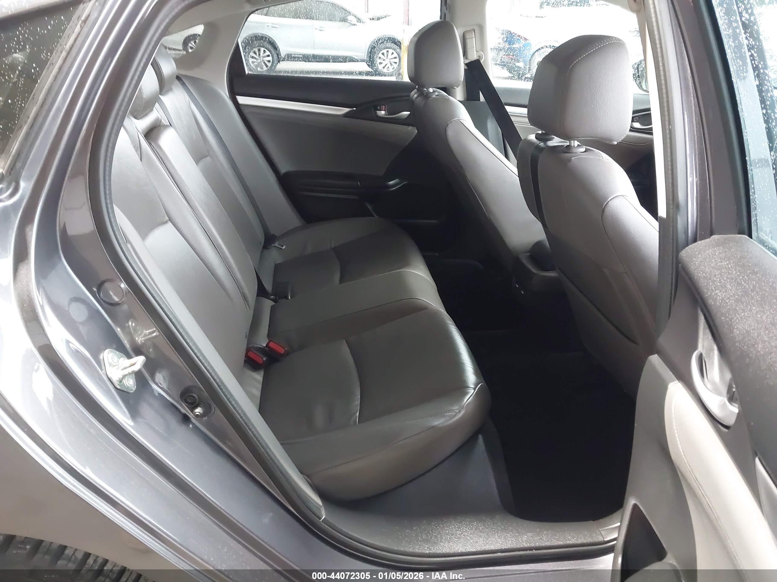 HONDA CIVIC image 8