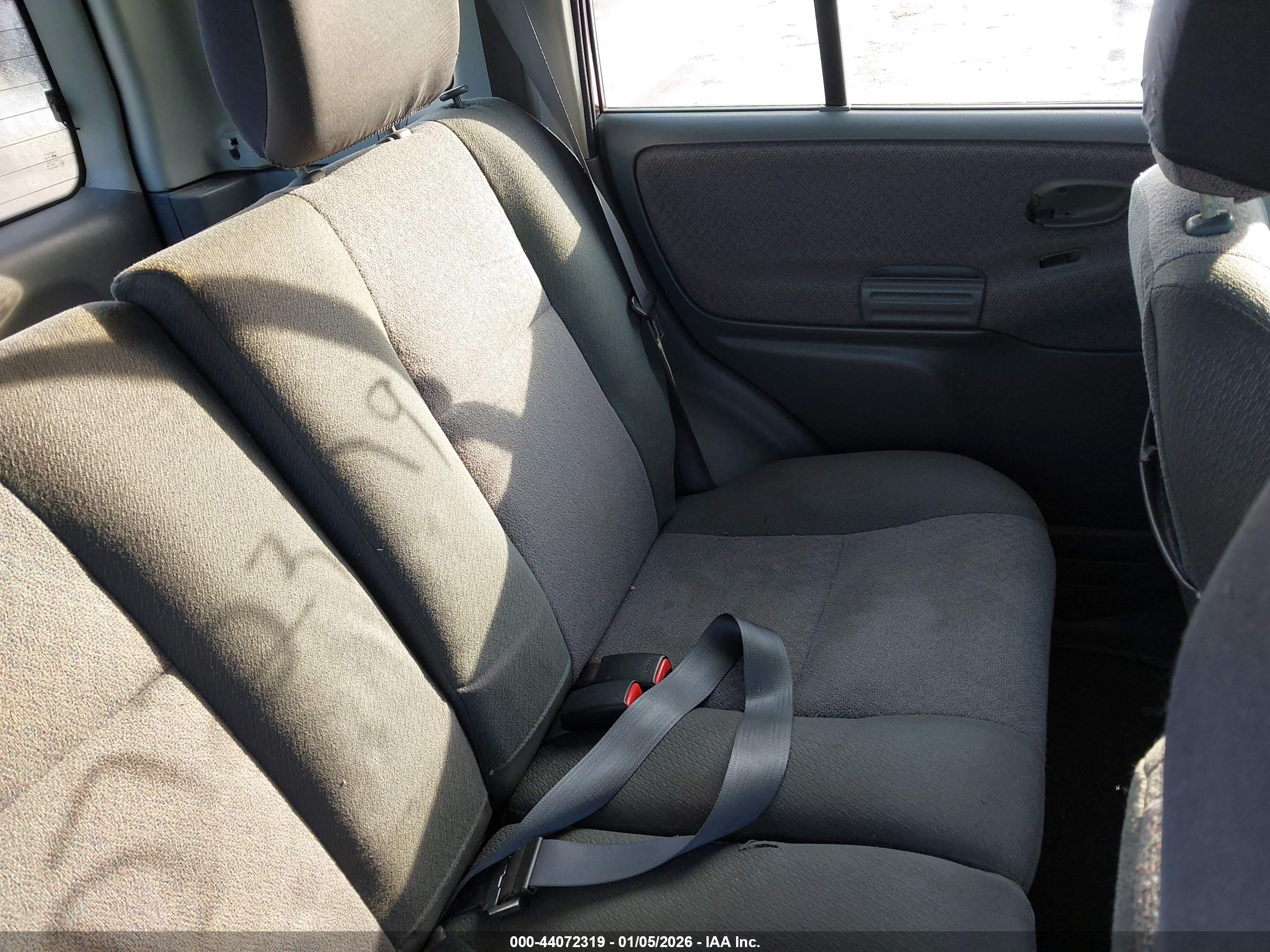 CHEVROLET TRACKER image 8