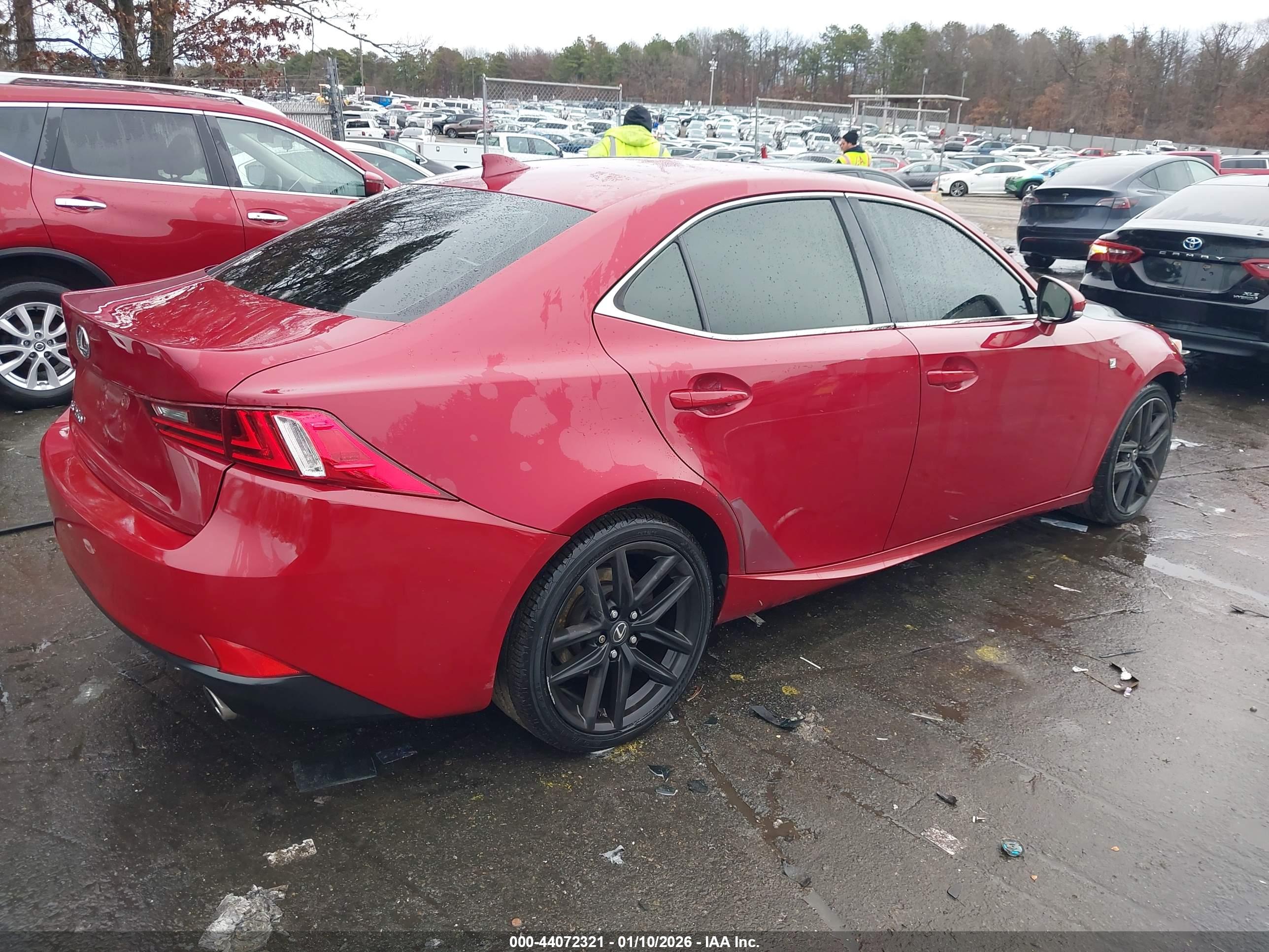 LEXUS IS image 4
