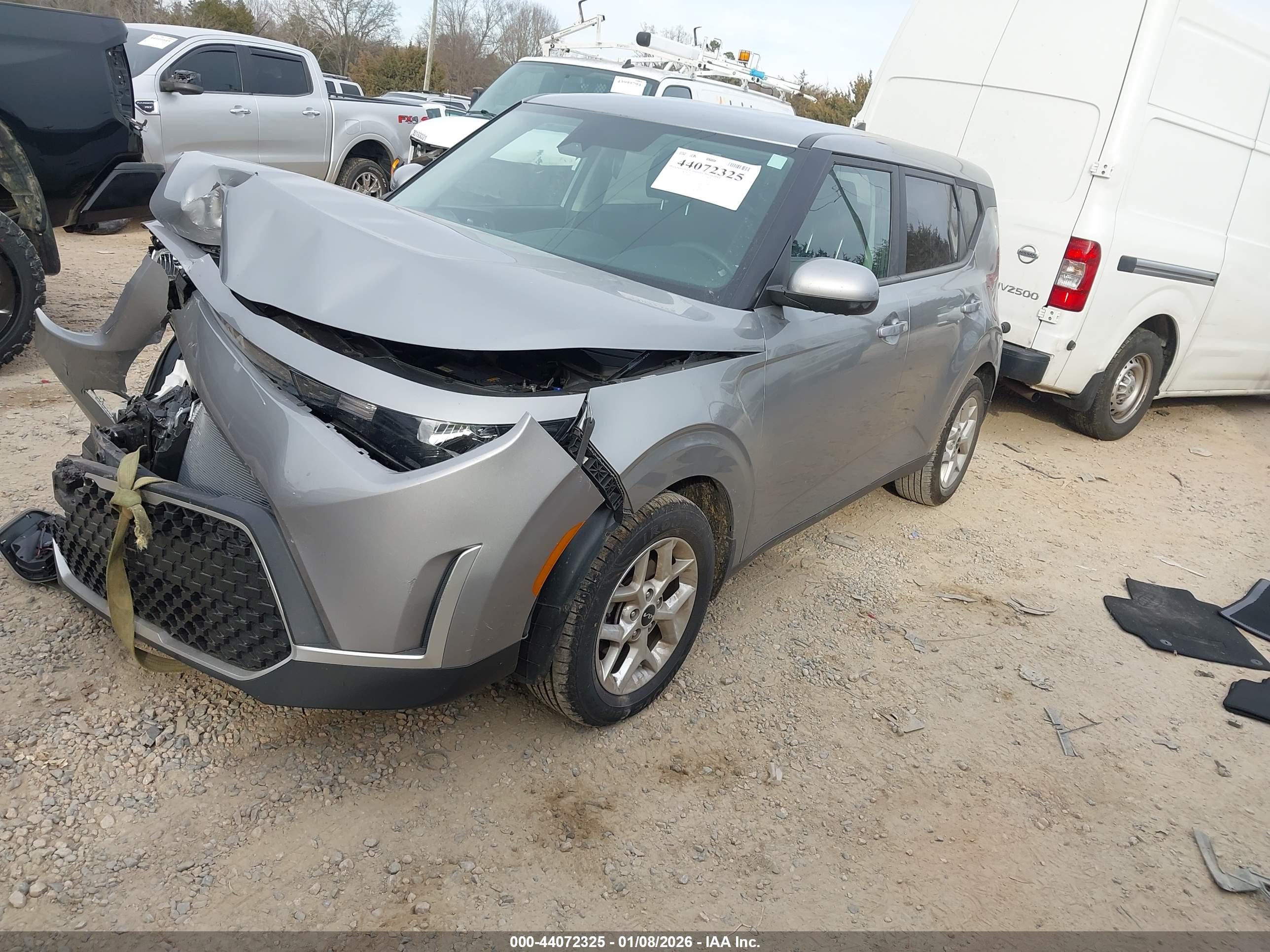 KIA SOUL image 2
