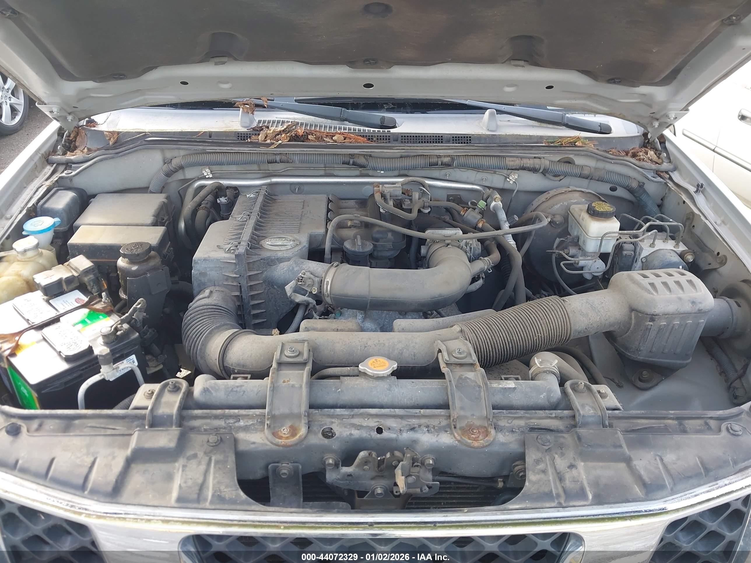 NISSAN FRONTIER image 10
