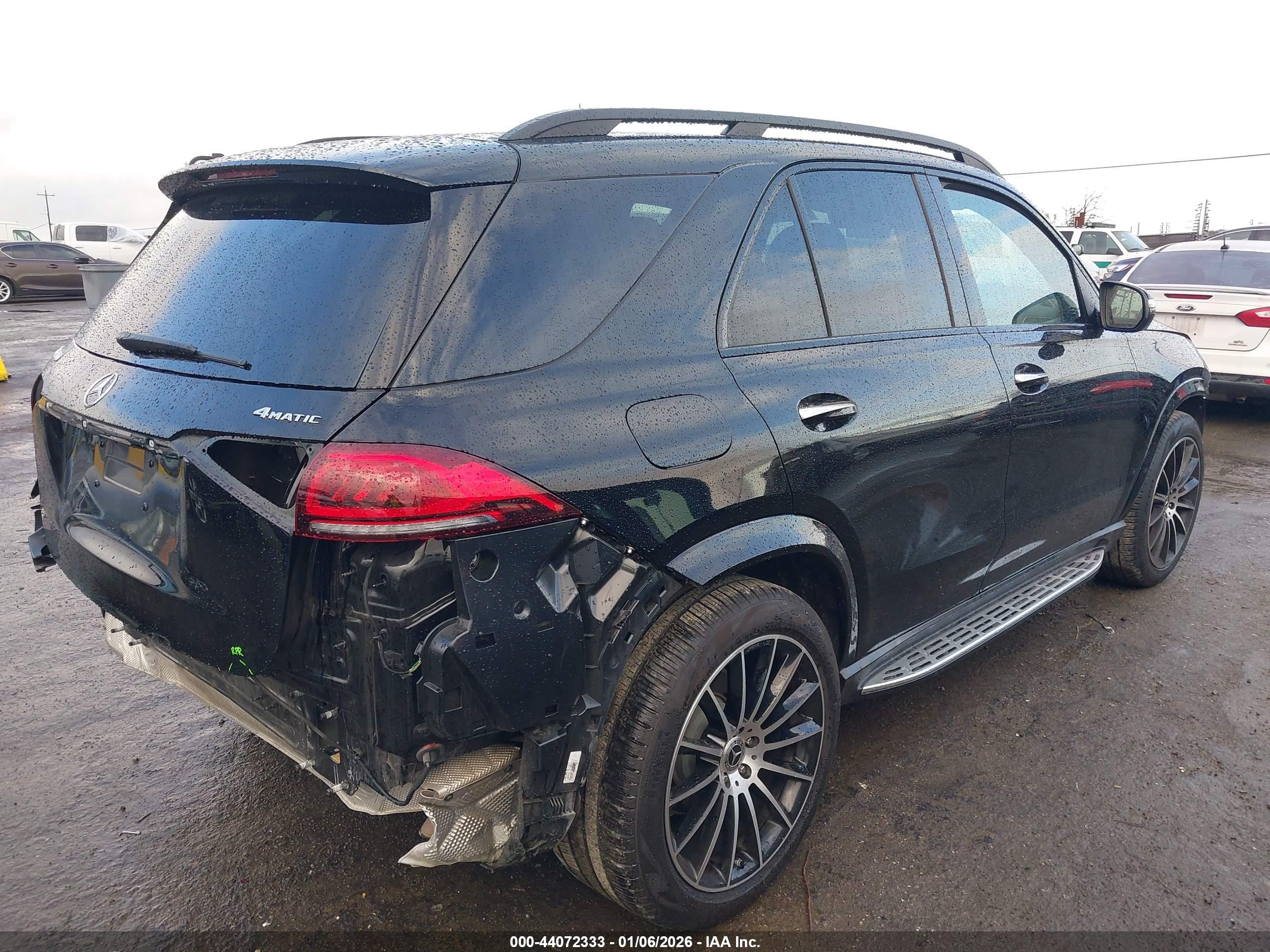 MERCEDES-BENZ GLE image 4