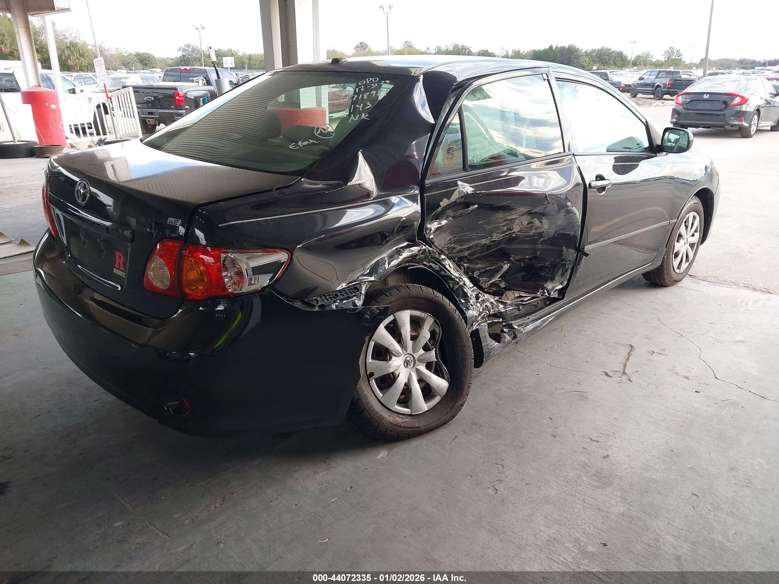 TOYOTA COROLLA image 4